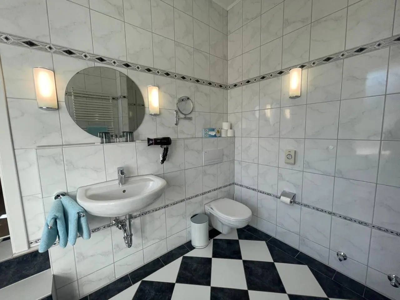 Shower in Hotel Deichvoigt