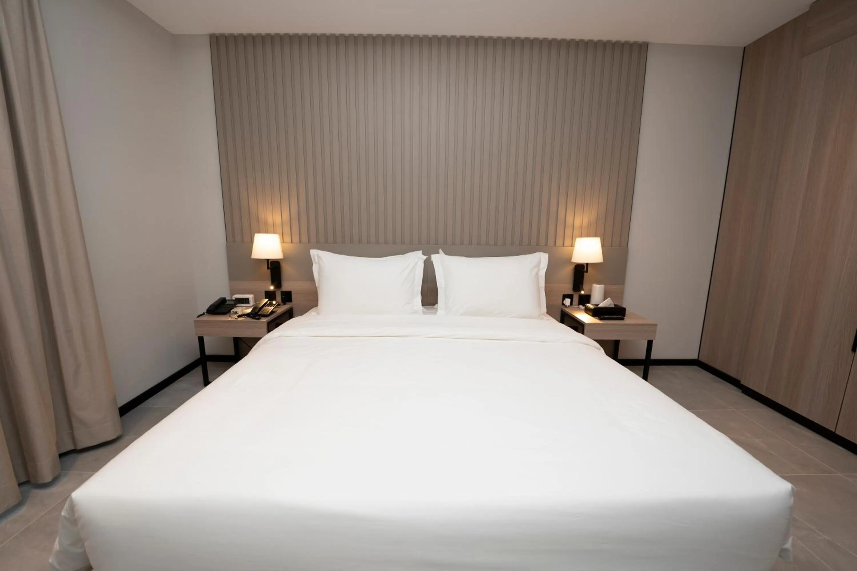 Bedroom, Bed in Manazel Aldiafah serviced Apartments AlSulymaniyah