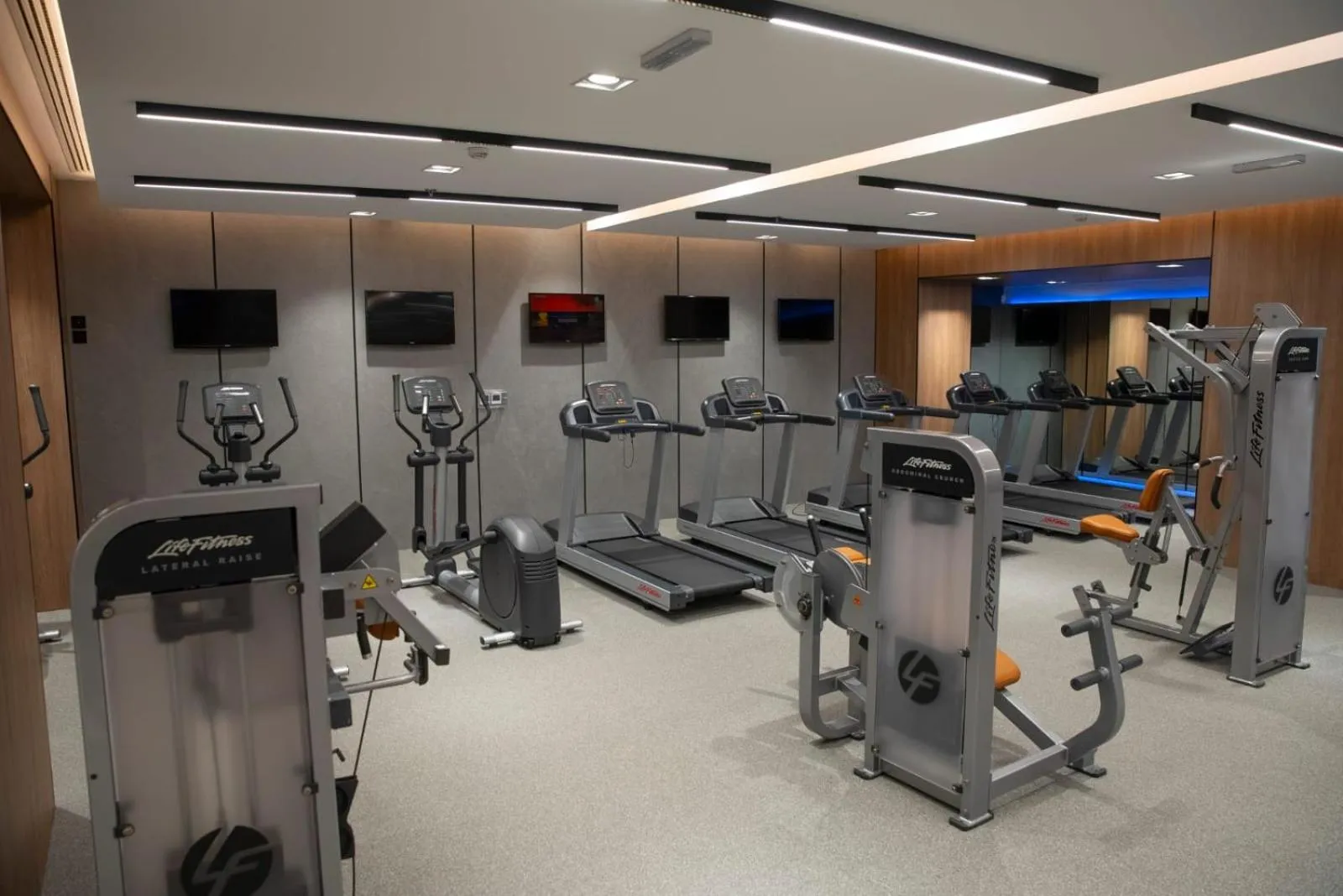 Fitness centre/facilities in Manazel Aldiafah serviced Apartments AlSulymaniyah