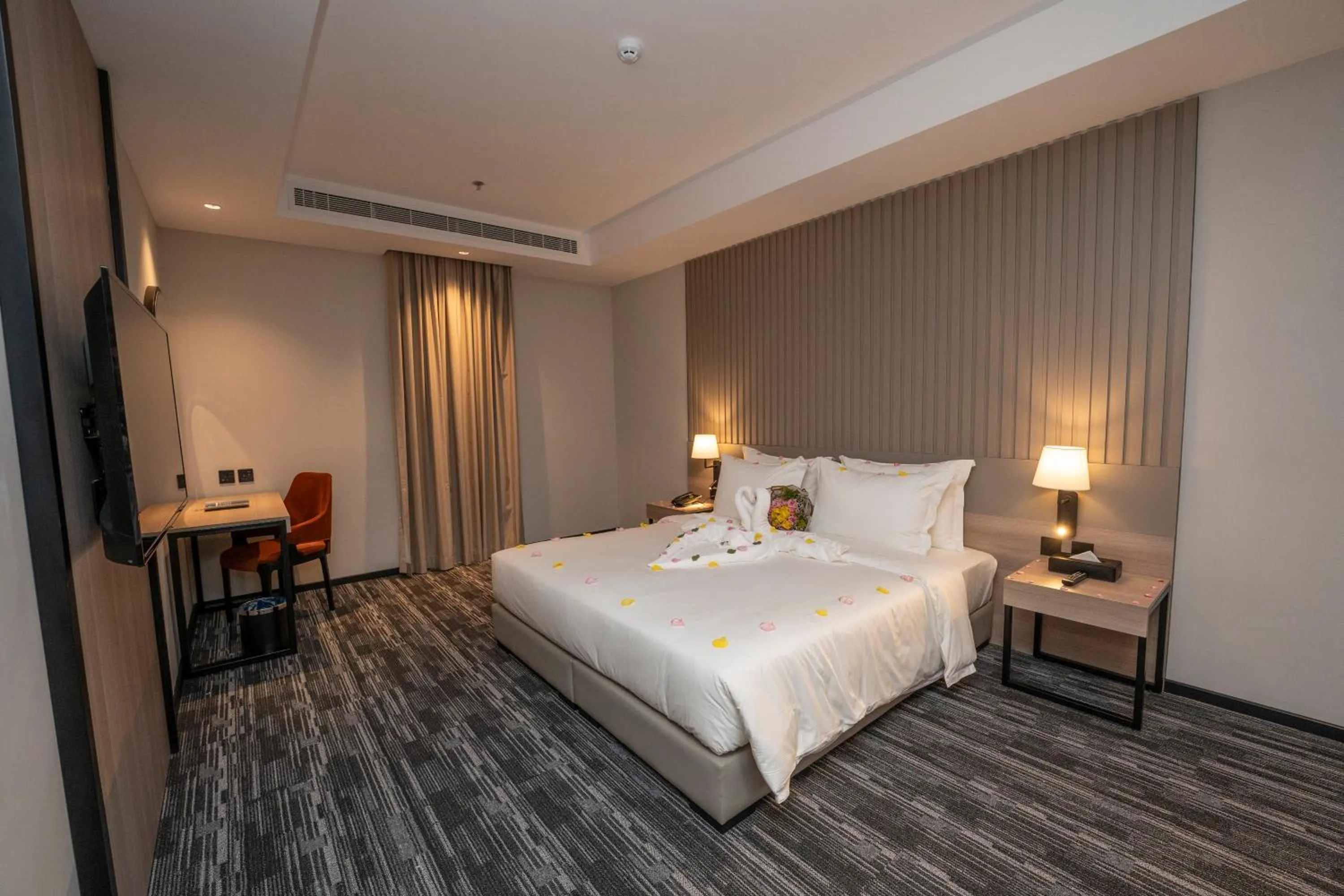 Bedroom, Bed in Manazel Aldiafah serviced Apartments AlSulymaniyah
