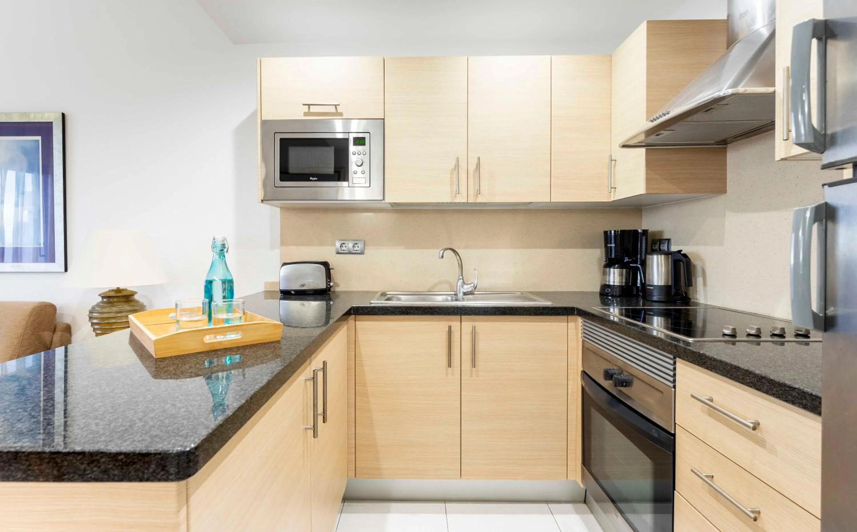 kitchen in Ona Hollywood Mirage