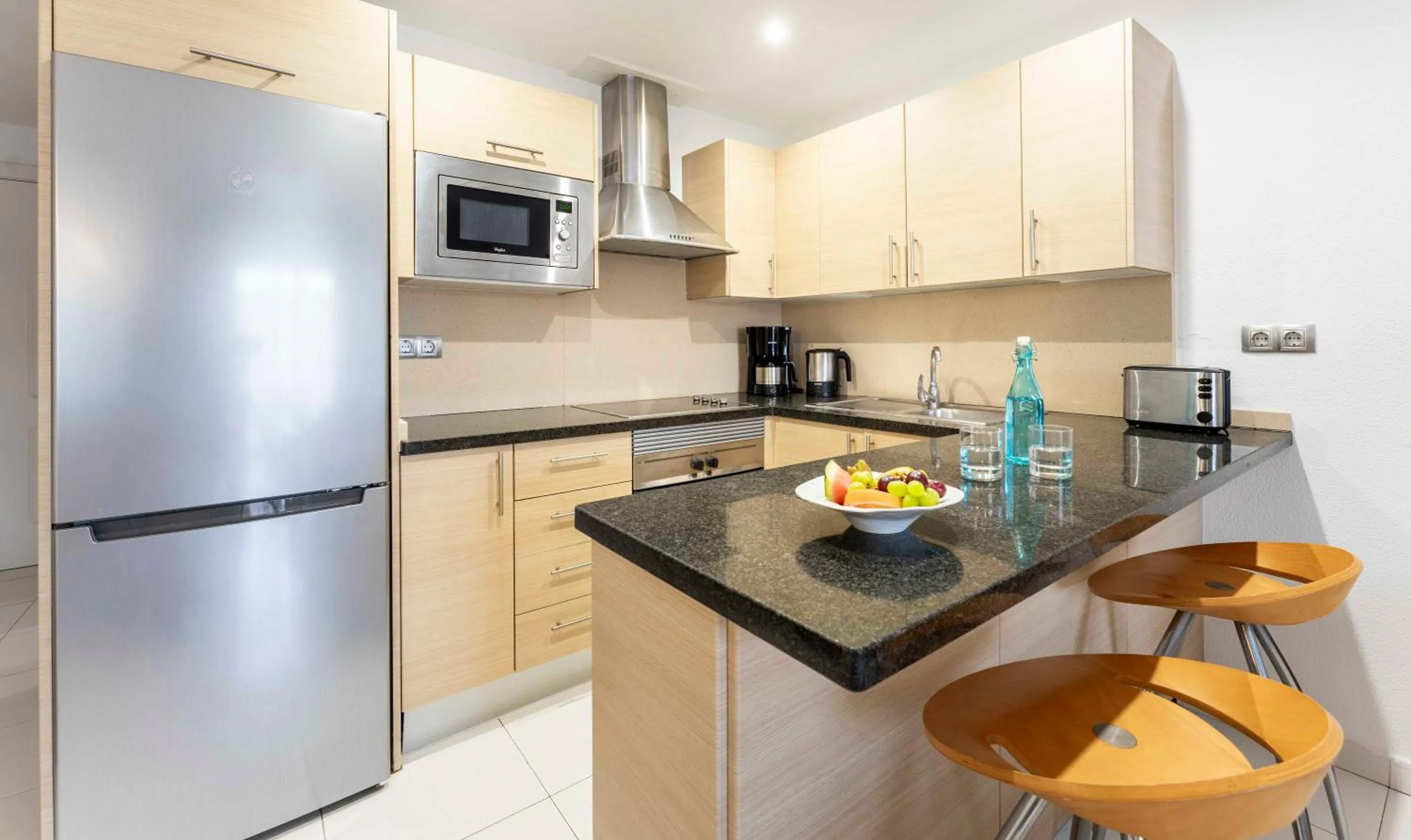 kitchen in Ona Hollywood Mirage