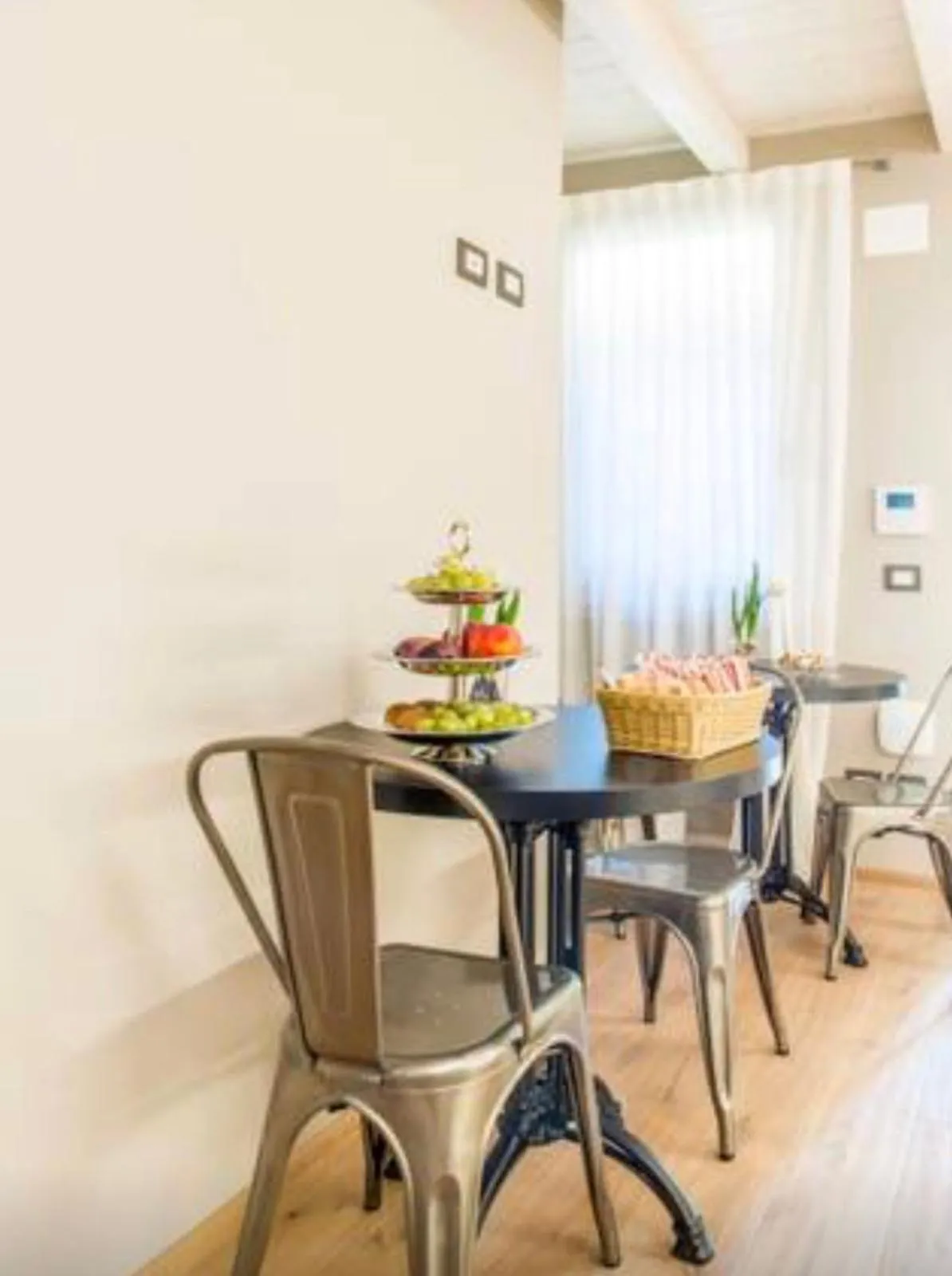 Communal kitchen in Accademia 21