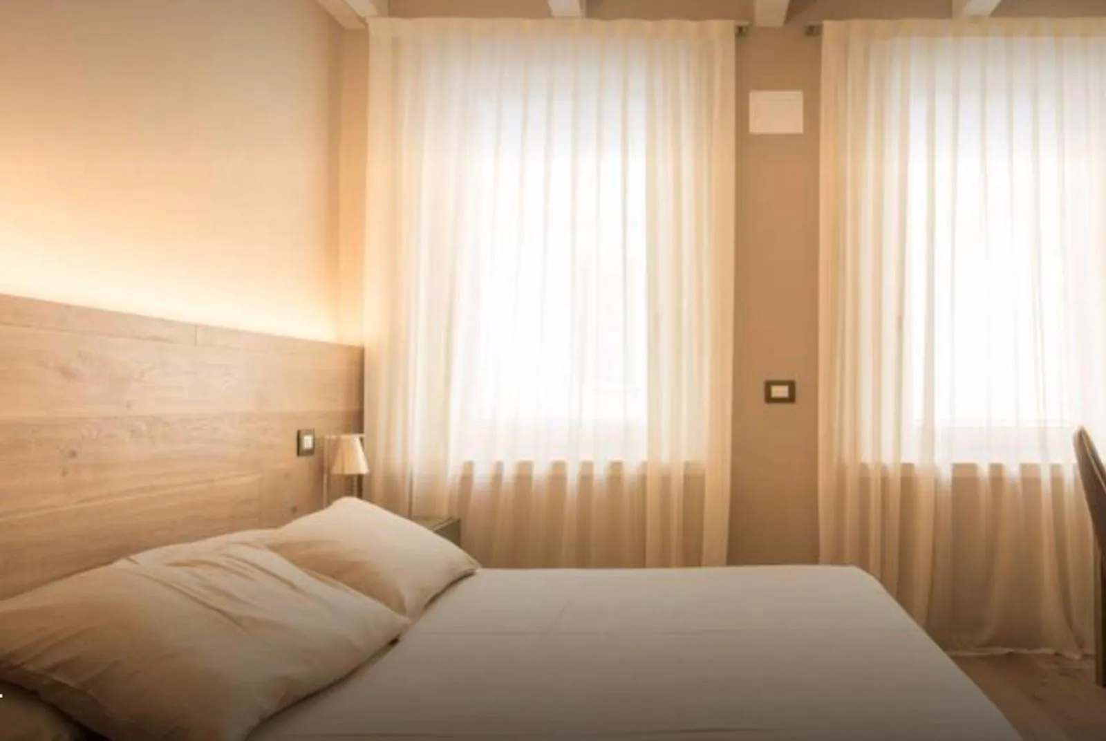 Bedroom, Bed in Accademia 21