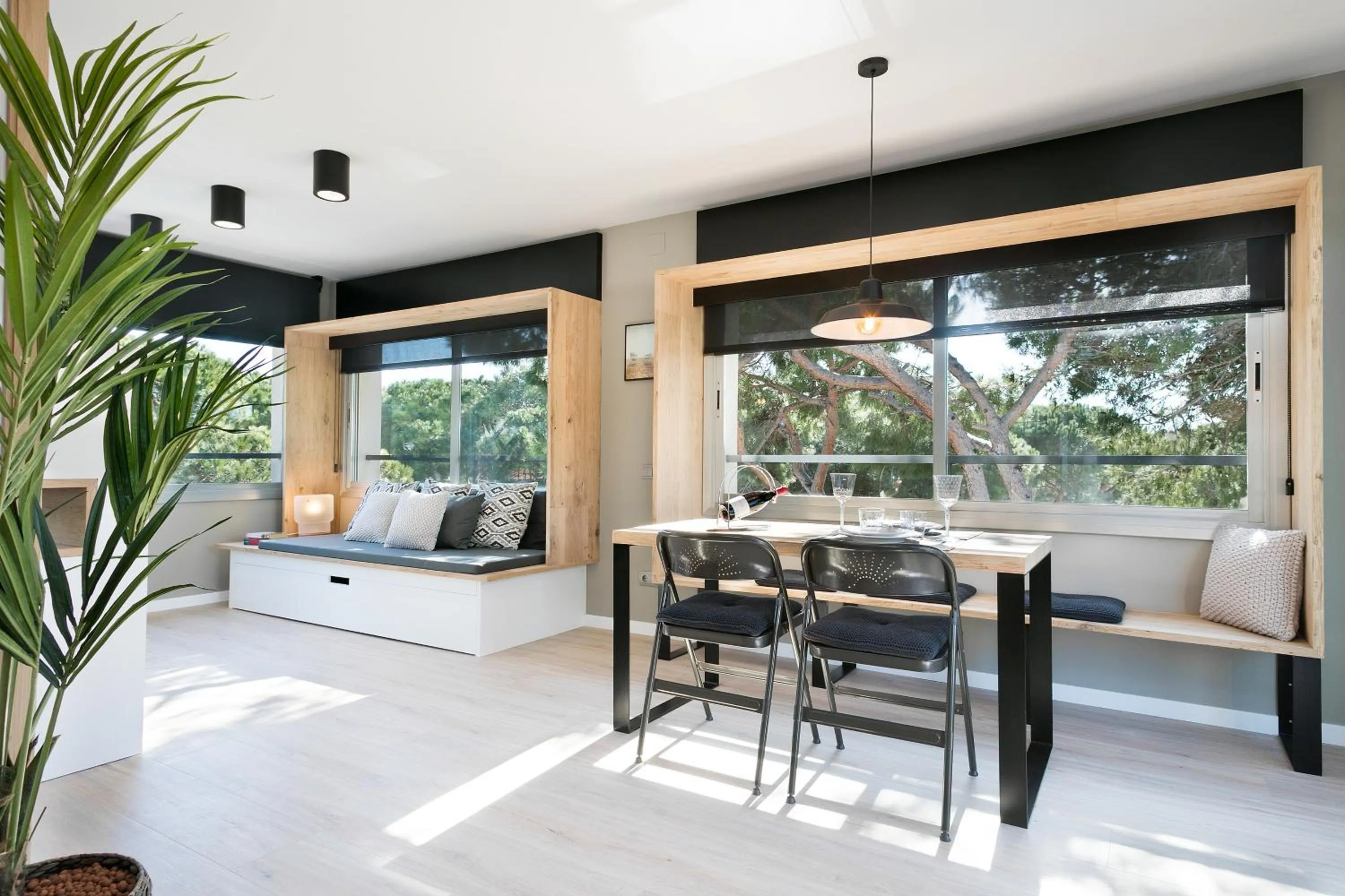 Dining area in Apartamentos Porta Coeli
