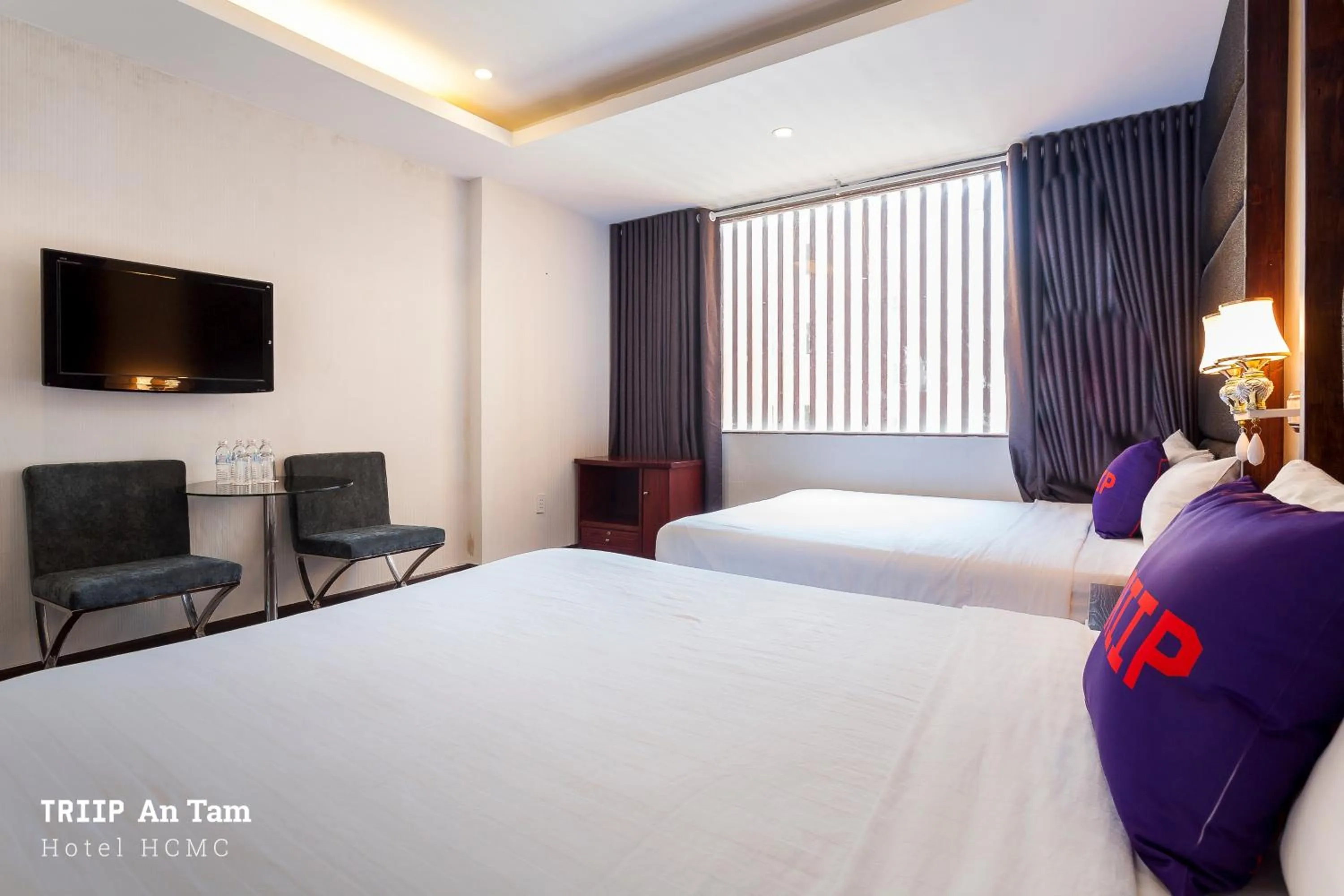 Communal lounge/ TV room, Bed in Mays Hotel- Ben Thanh