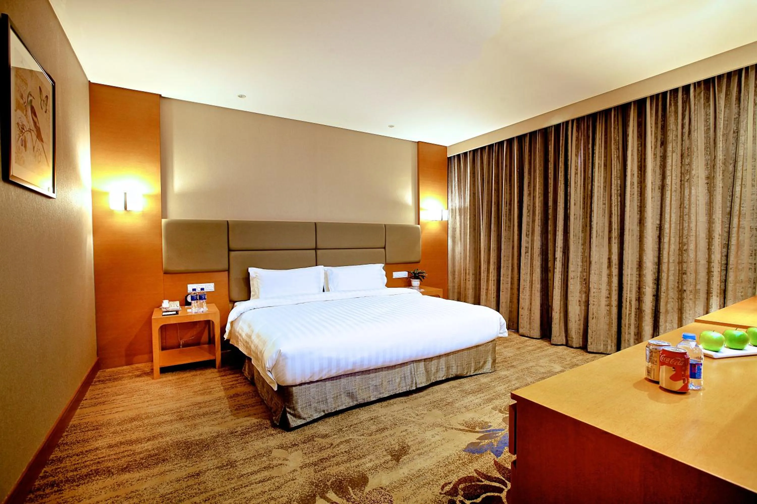 Photo of the whole room, Bed in Ramada by Wyndham Beijing Airport