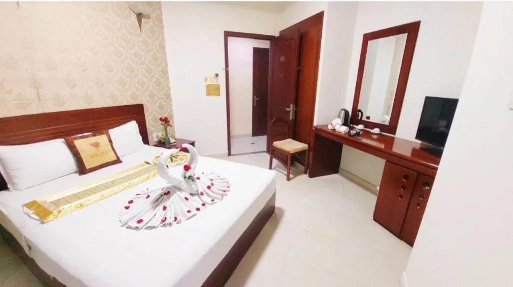 Bed in Kim Yen Hotel