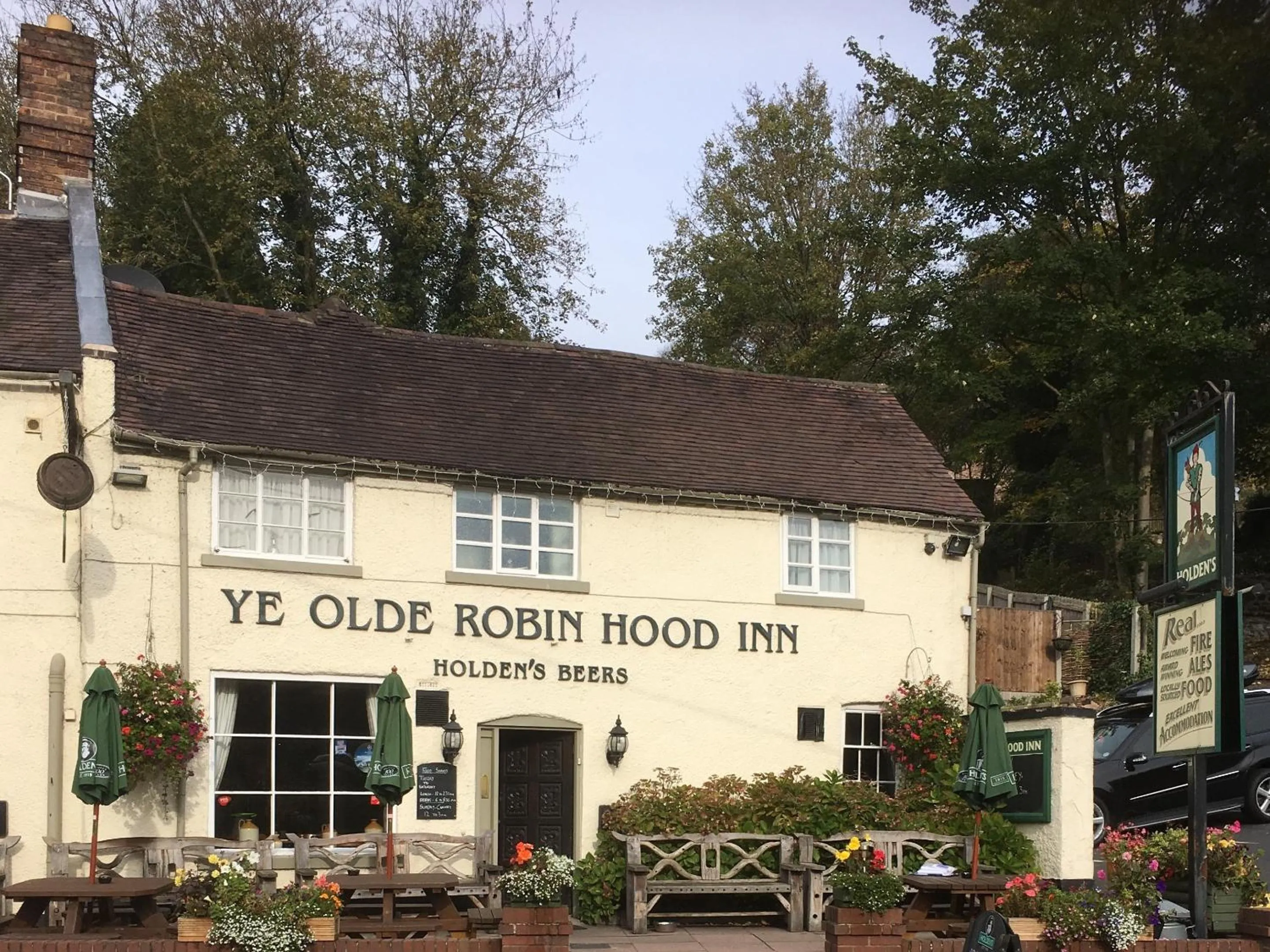 Property building in Ye Olde Robin Hood Inn