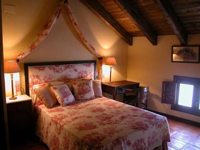 Photo of the whole room, Bed in Hotel Restaurante Doña Anita