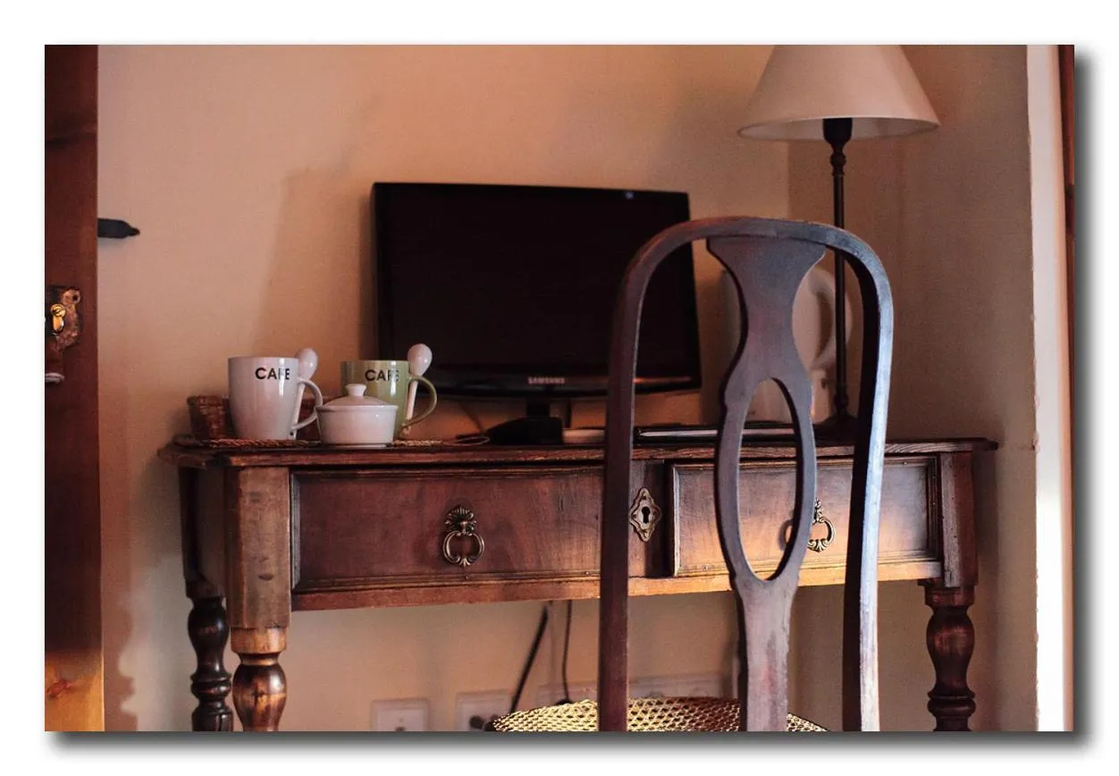 TV and multimedia in Hotel Restaurante Doña Anita