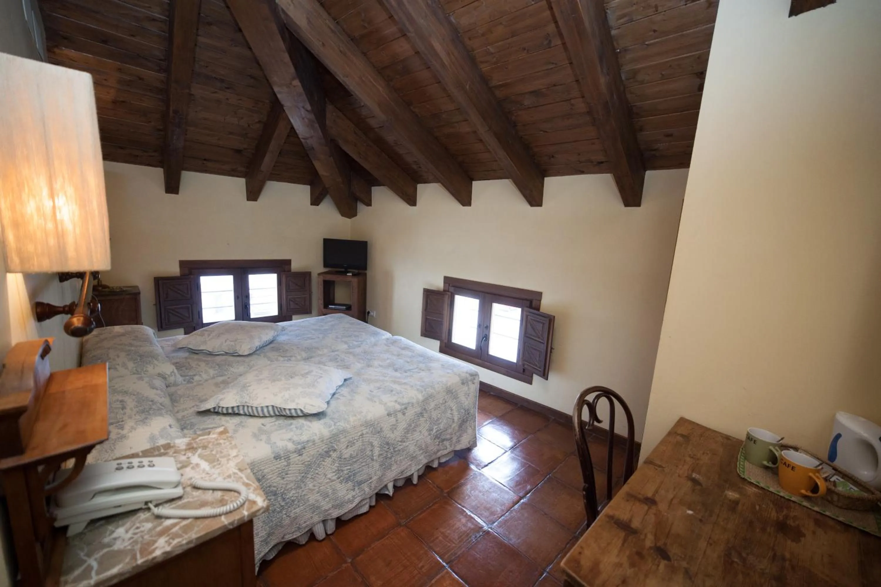 Bed in Hotel Restaurante Doña Anita