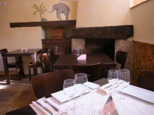 Restaurant/places to eat in Hotel Restaurante Doña Anita