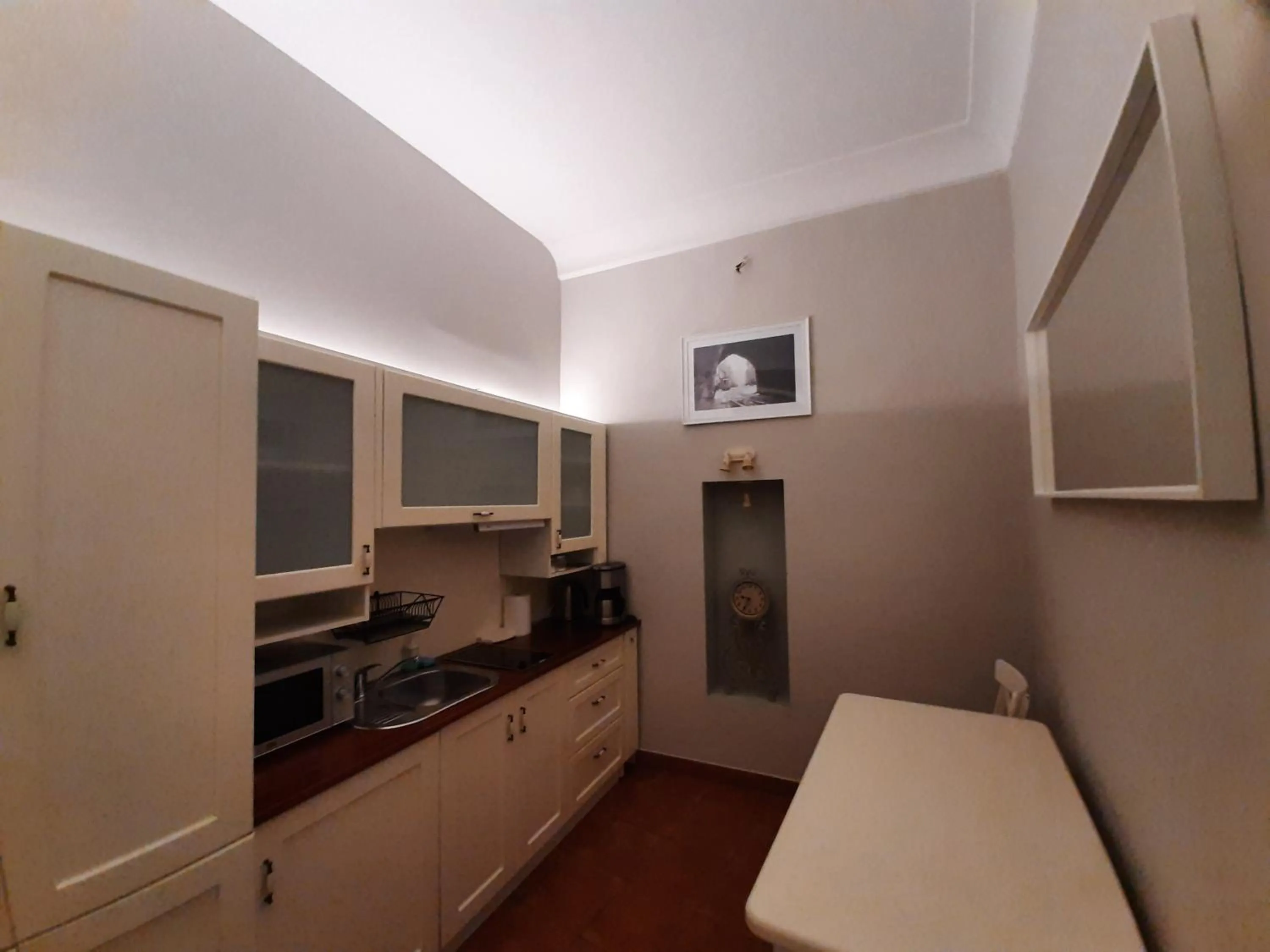 TV and multimedia in Florianska Gate Luxury Apartments