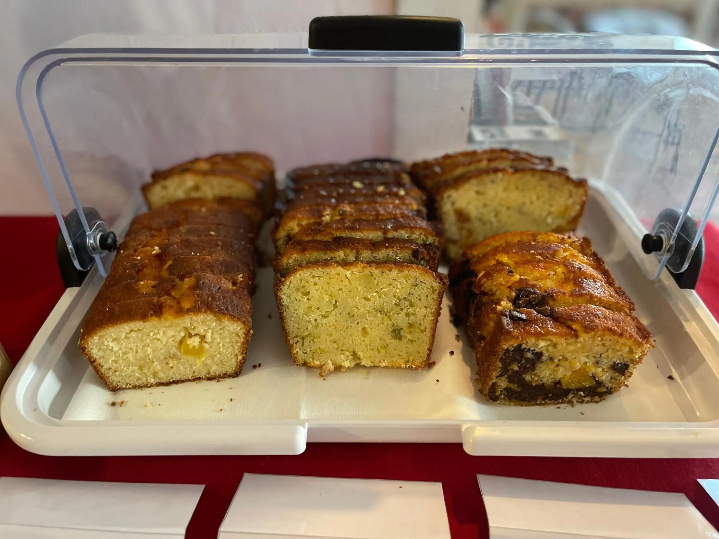 Breakfast in Mas Des Salicornes