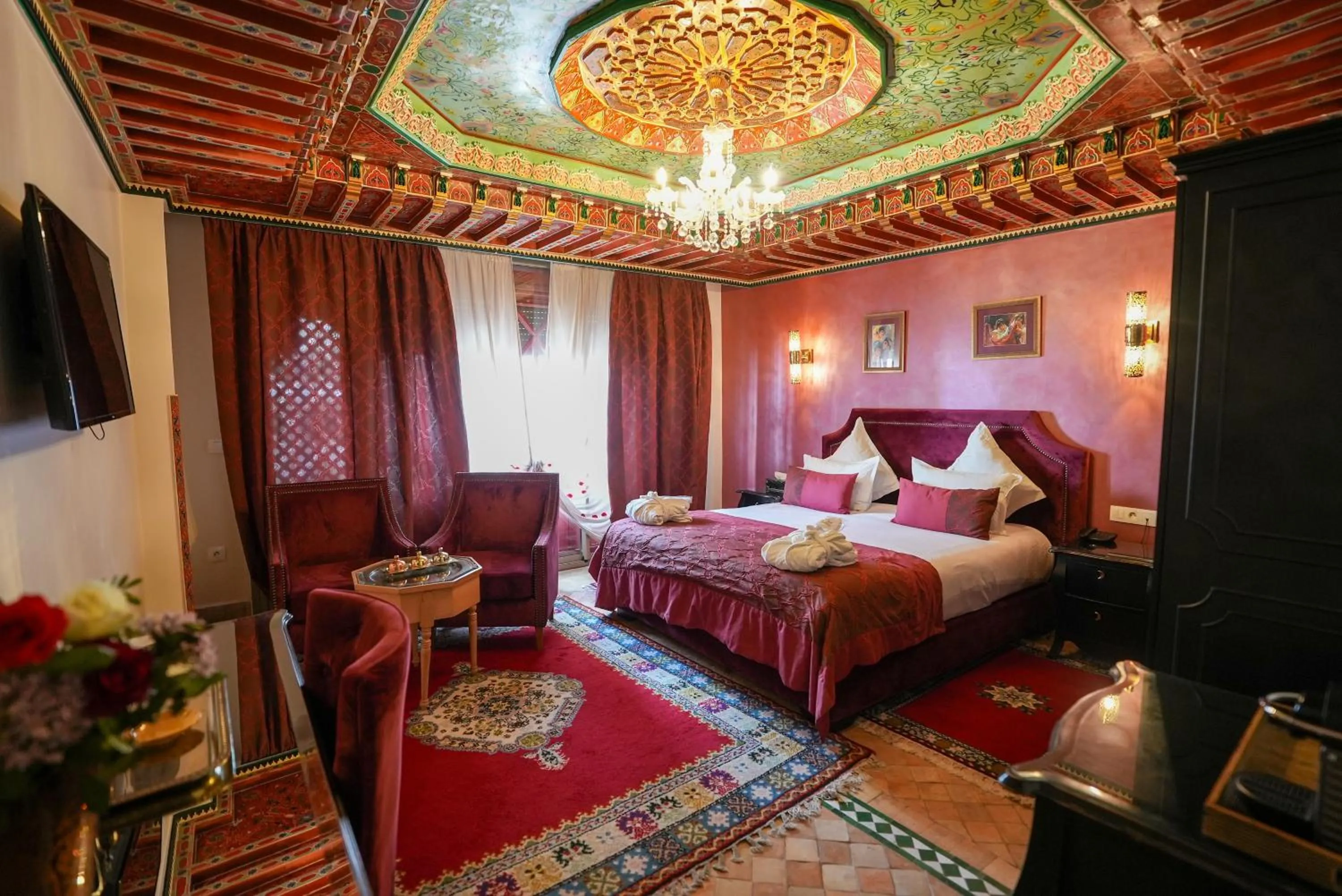 Bed in Palais Zahia Hotel & Spa