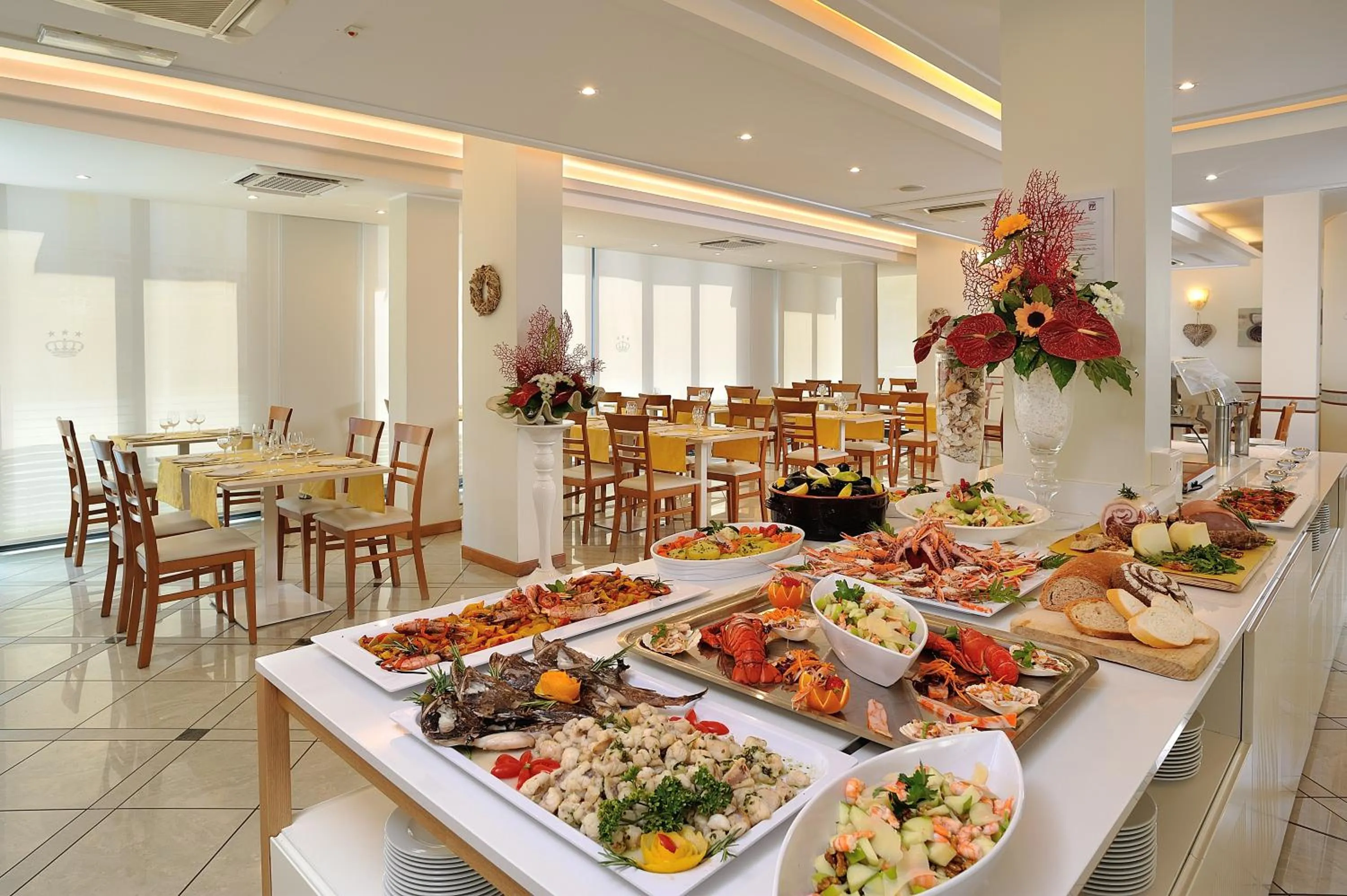 Restaurant/places to eat in Hotel Principe