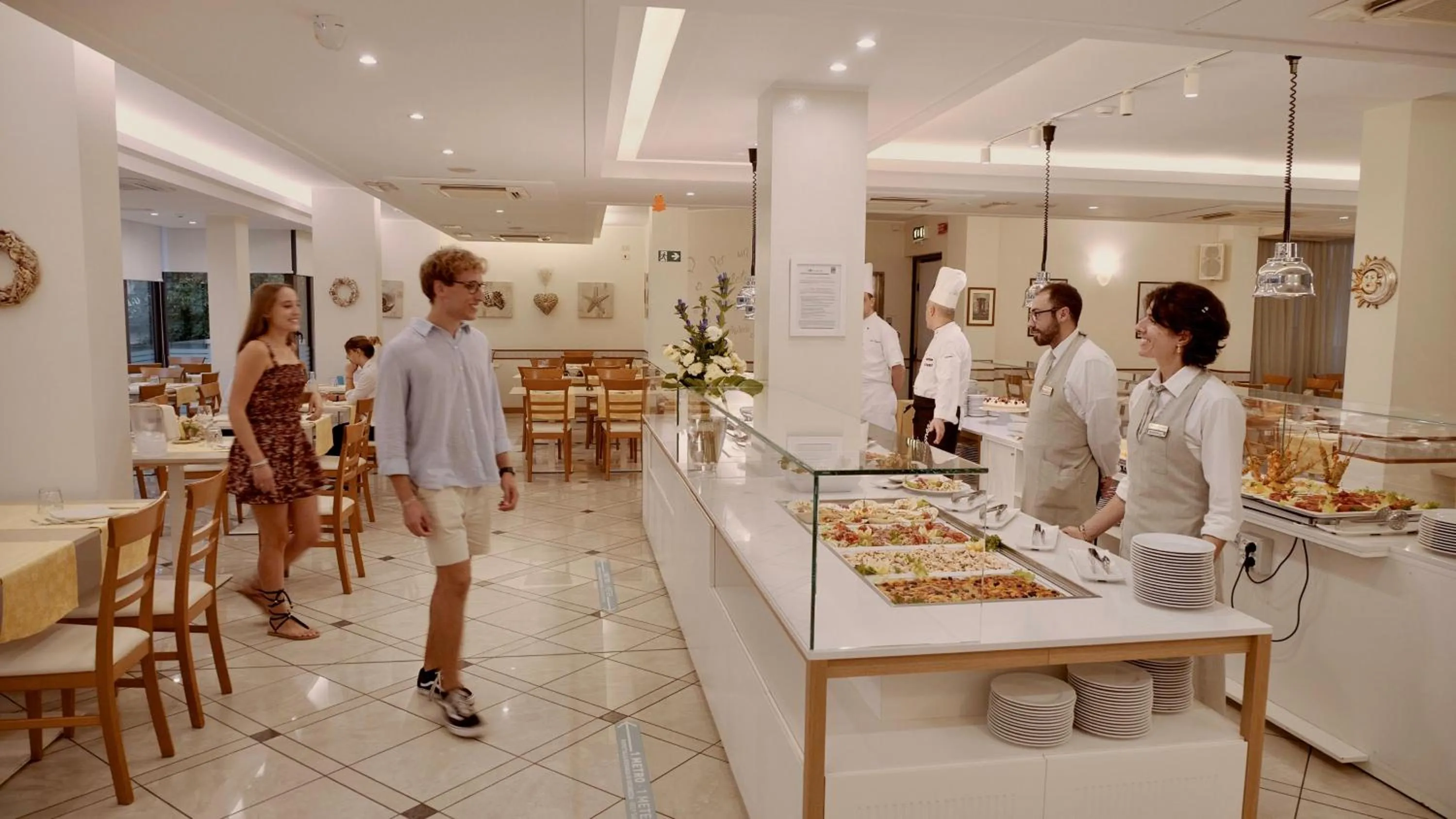 Restaurant/places to eat in Hotel Principe