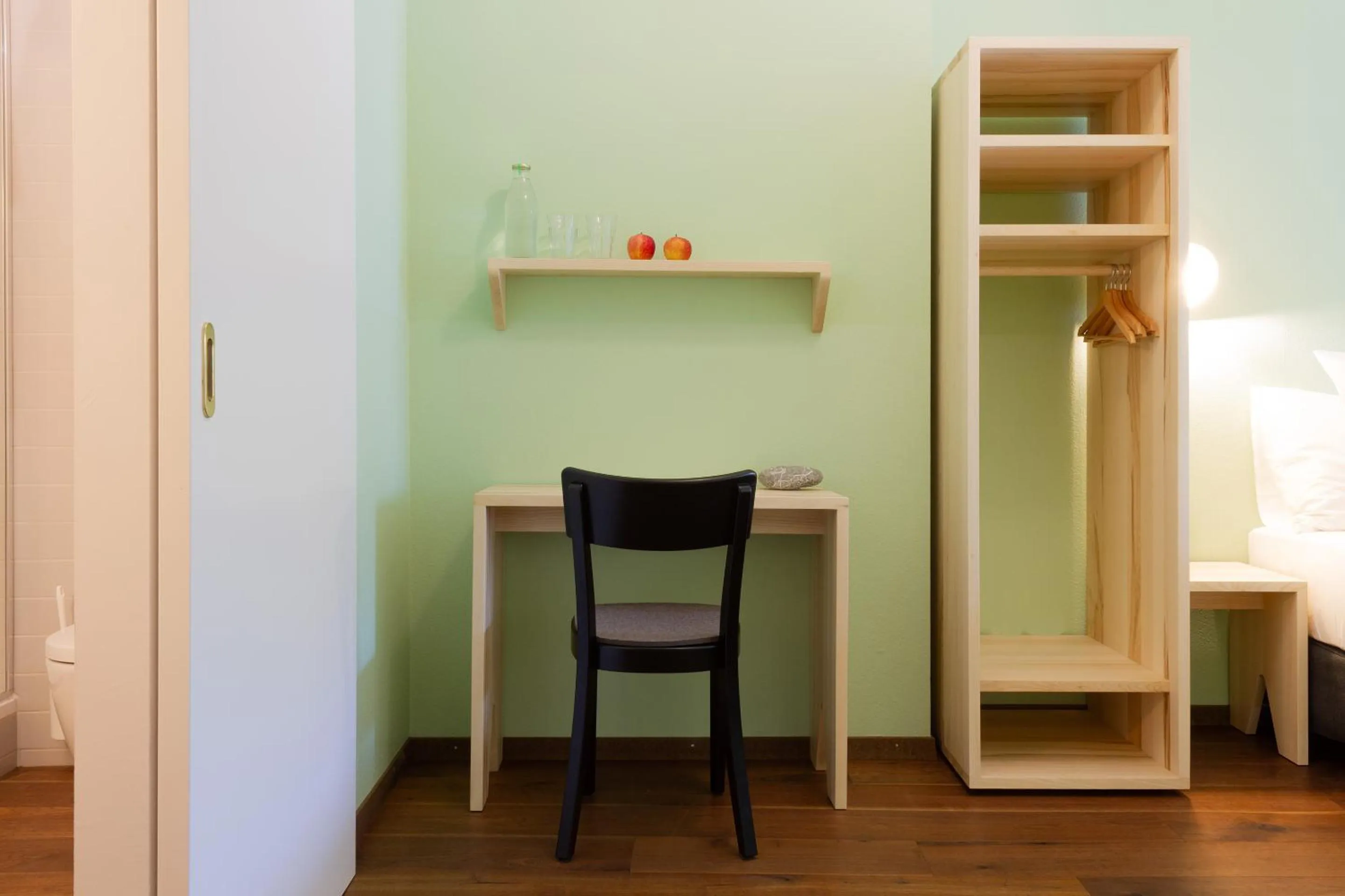 Bedroom, Bed in Hotel Schlüssel