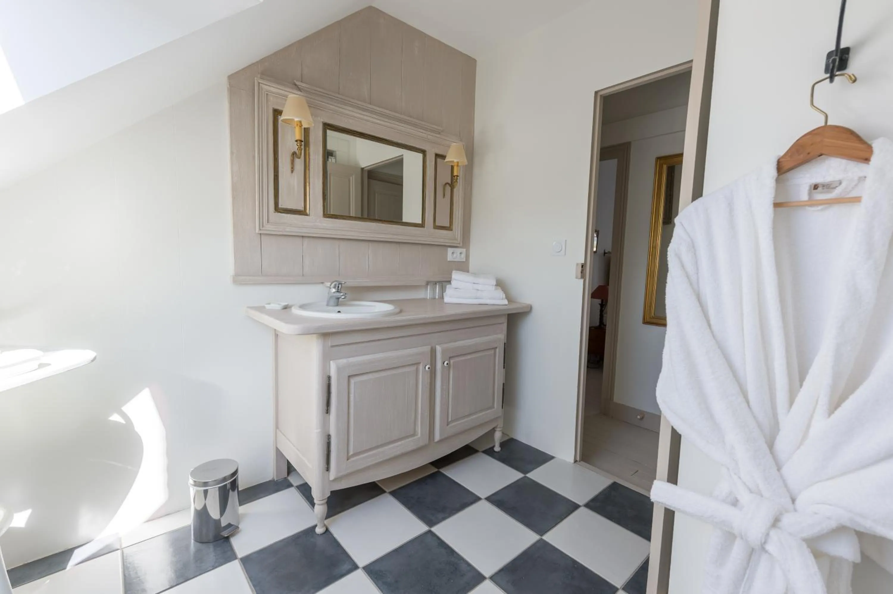 Bathroom in La Perluette