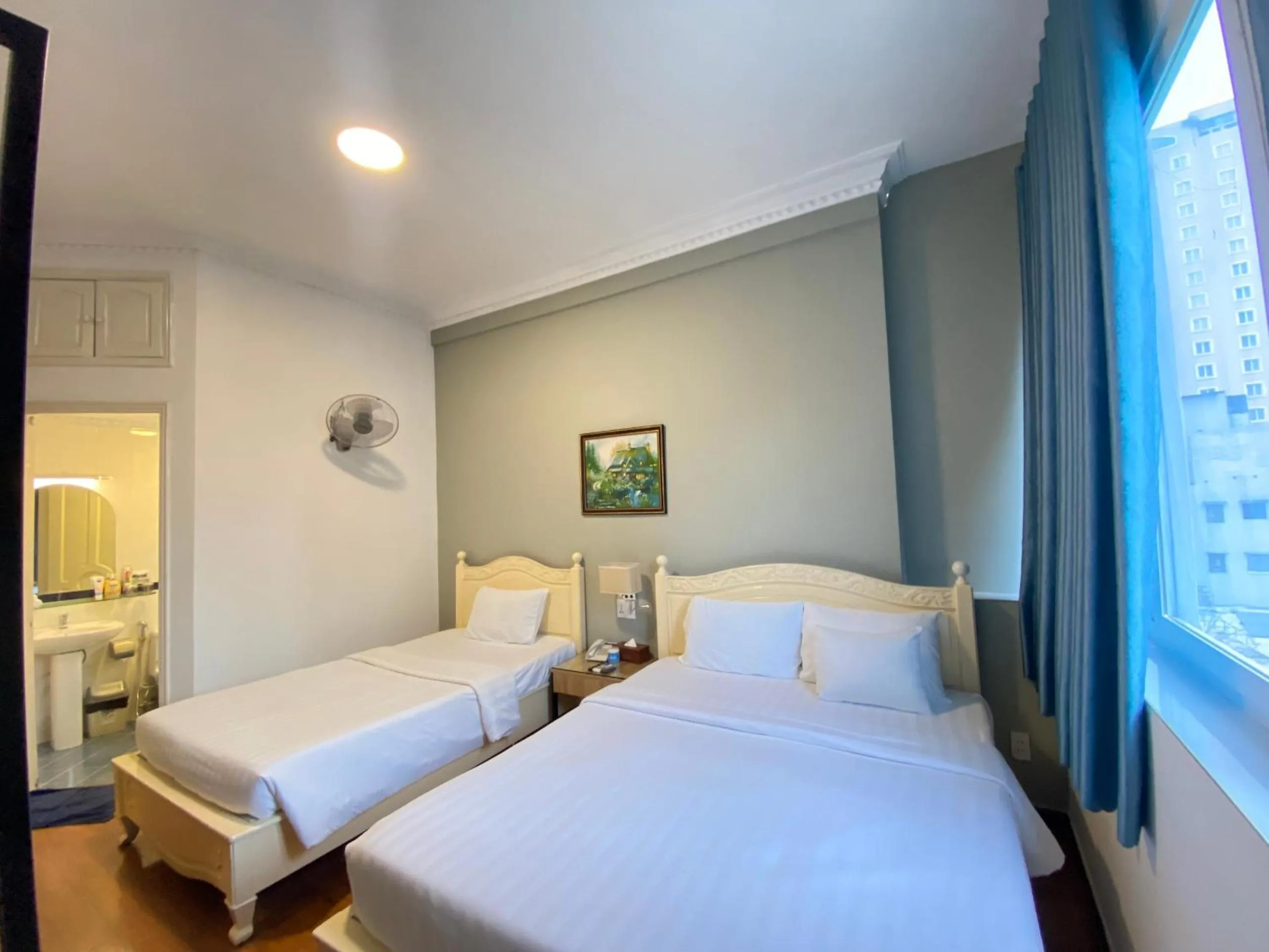 Bed in A25 Hotel - 35 Mạc Thị Bưởi