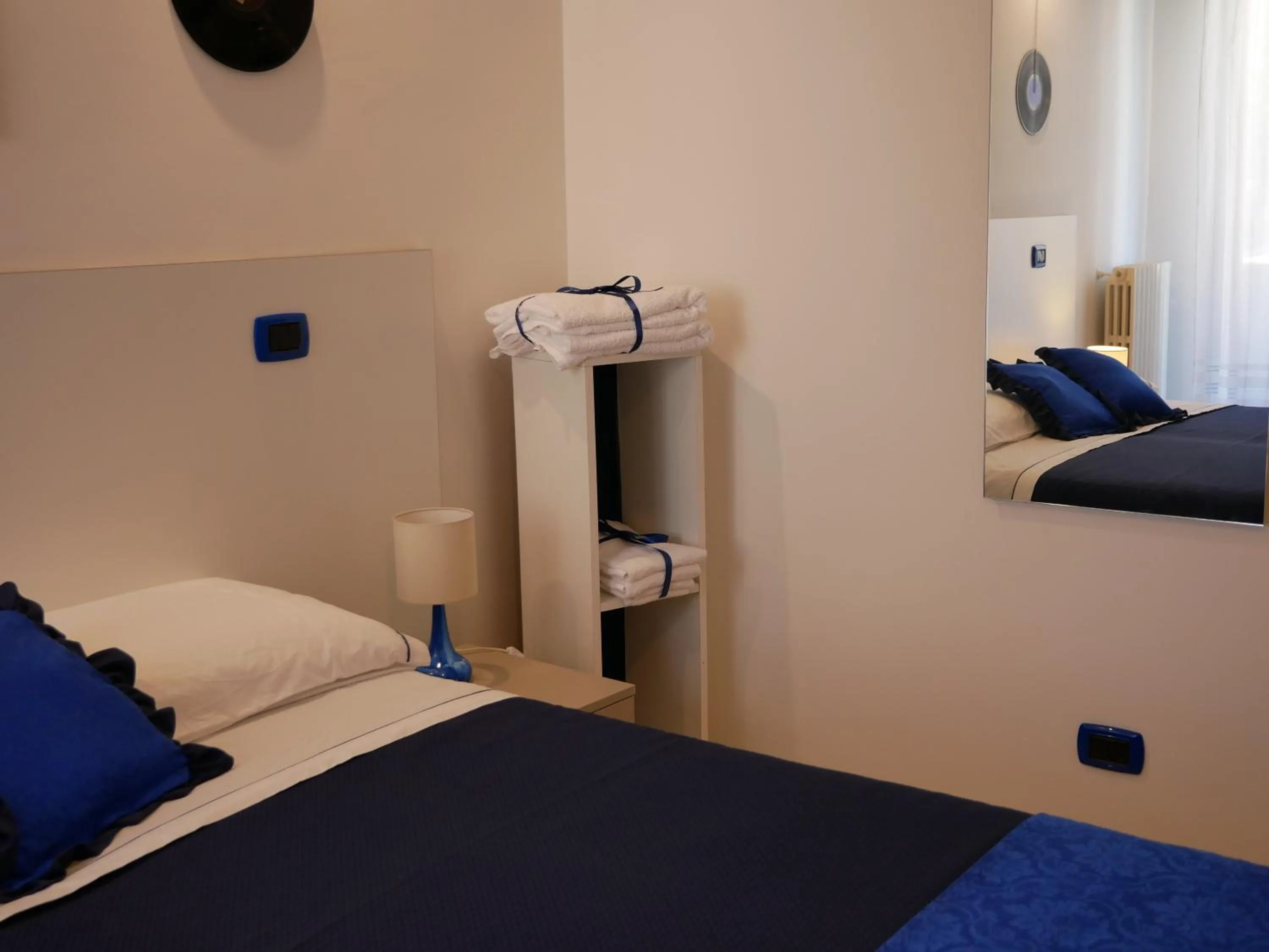 Bedroom, Bed in Donna Nicla B&B