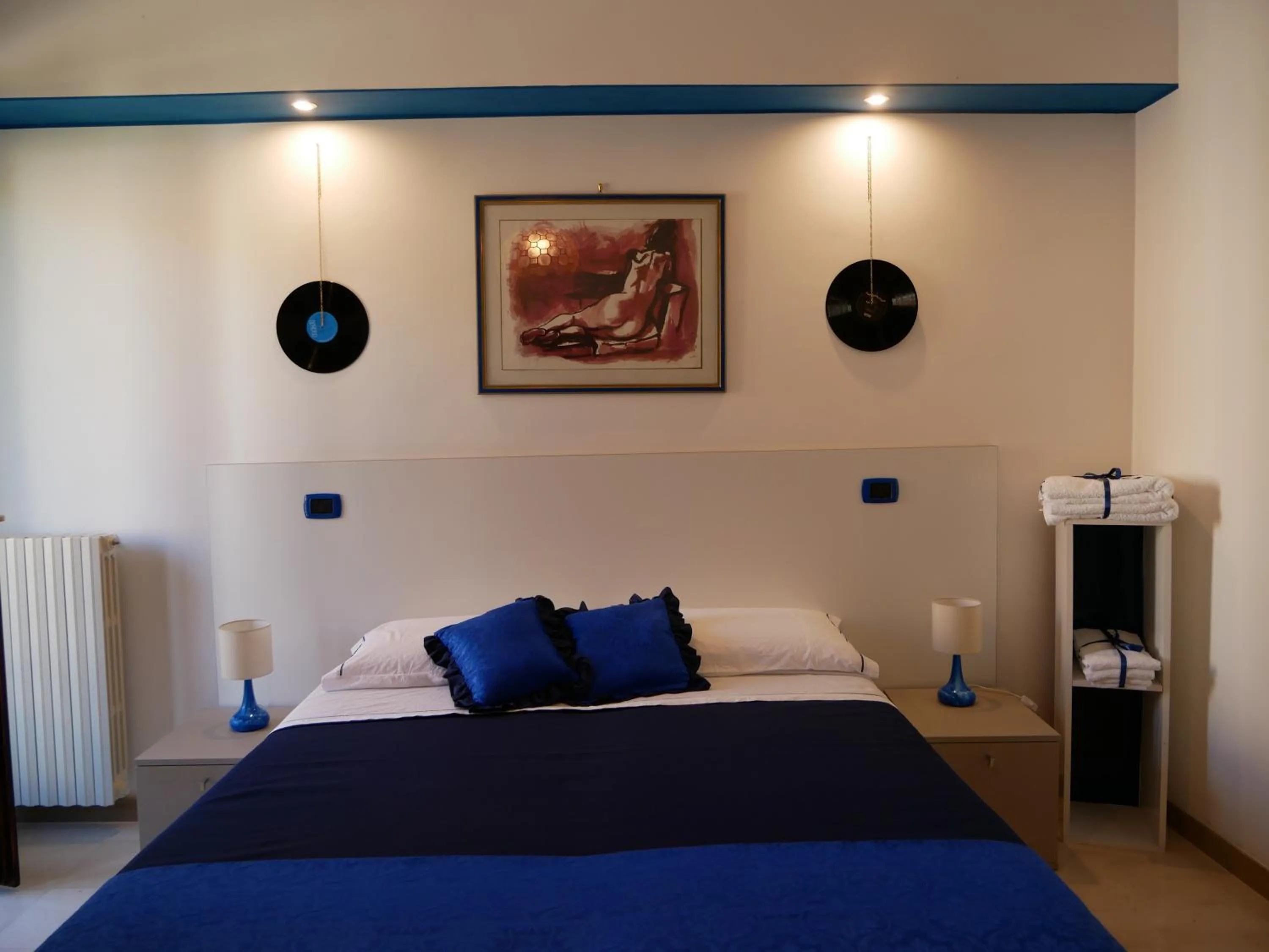 Bedroom, Bed in Donna Nicla B&B