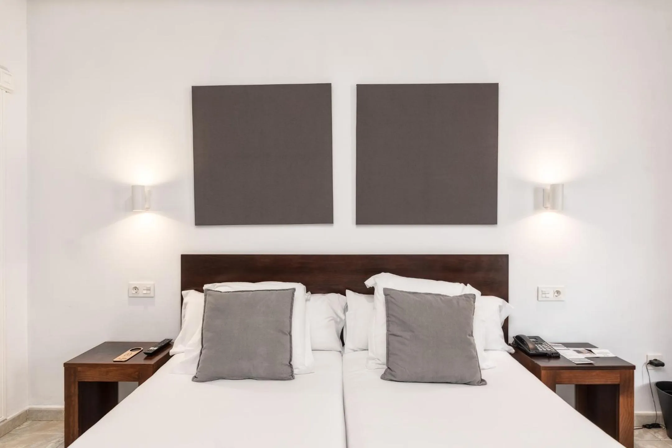 Photo of the whole room, Bed in Hotel Valle Aridane