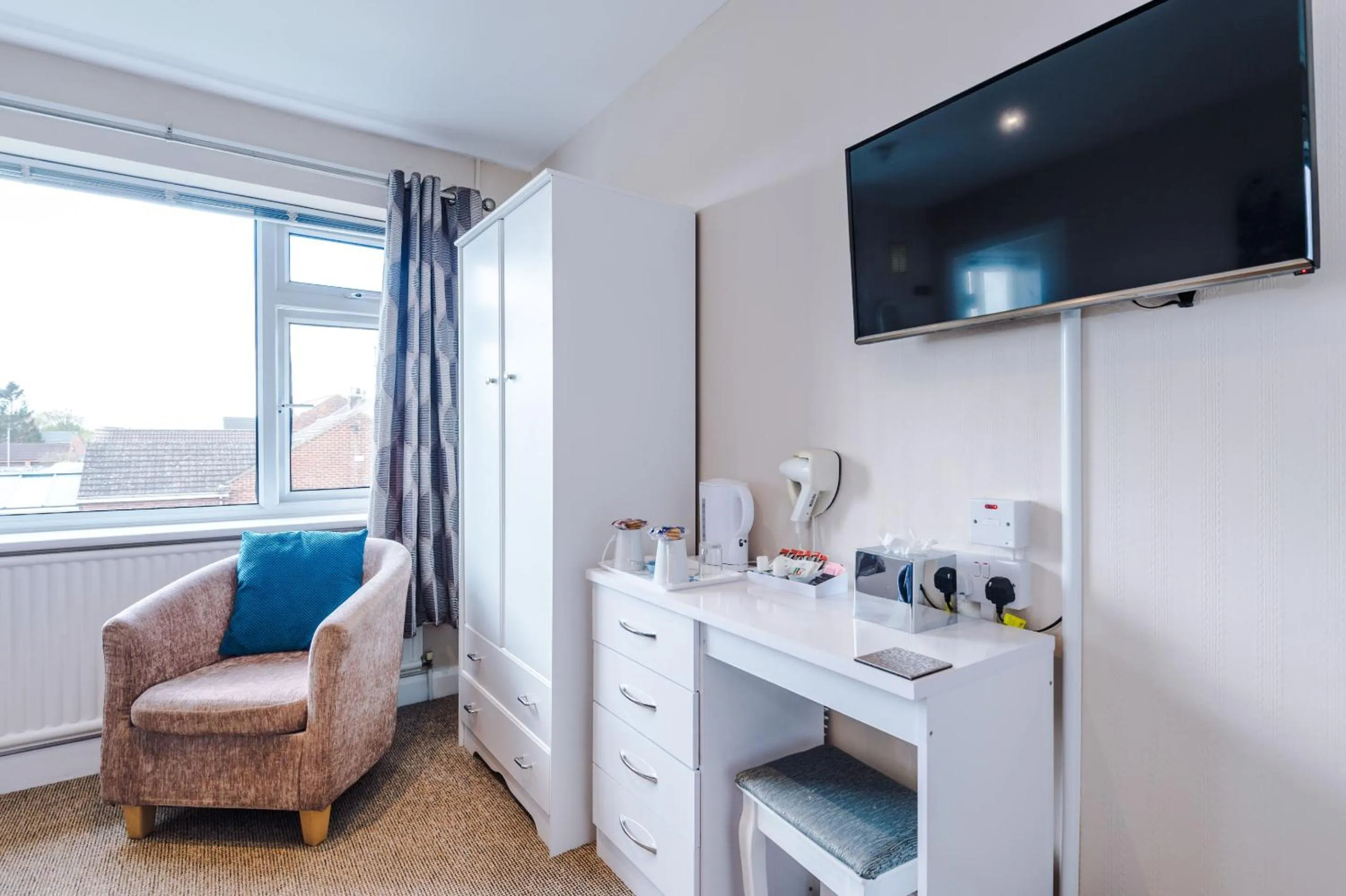 Bedroom in Holcombe Guest House