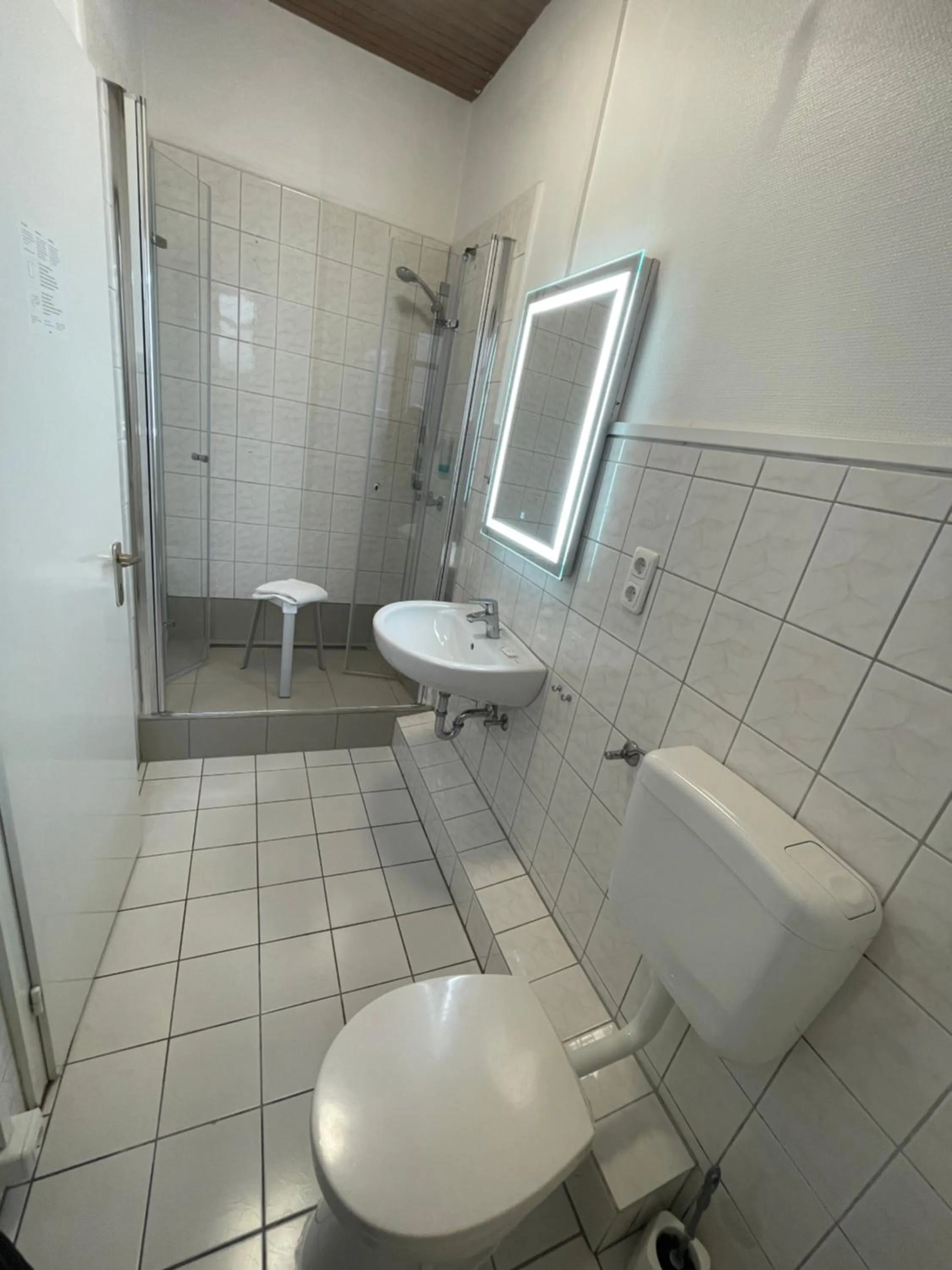 Bathroom in Schollers Restaurant & Hotel