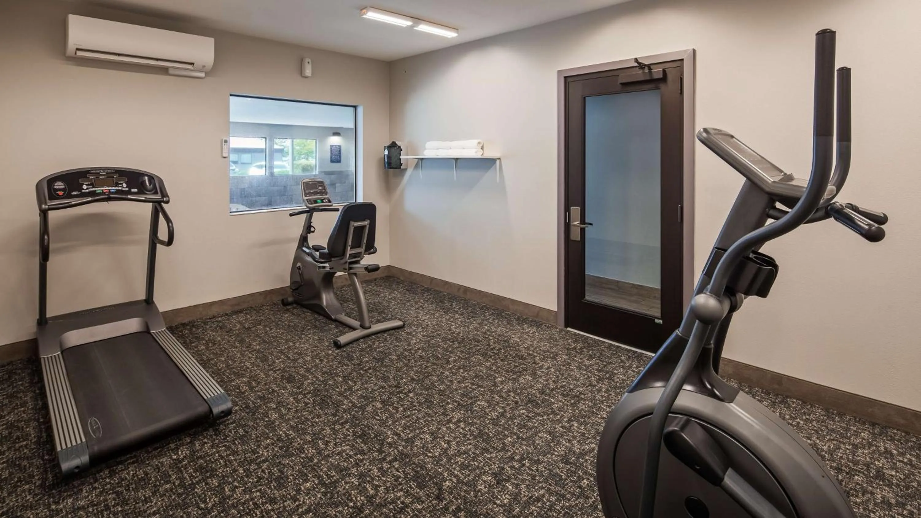 Fitness centre/facilities in Baymont by Wyndham Moses Lake