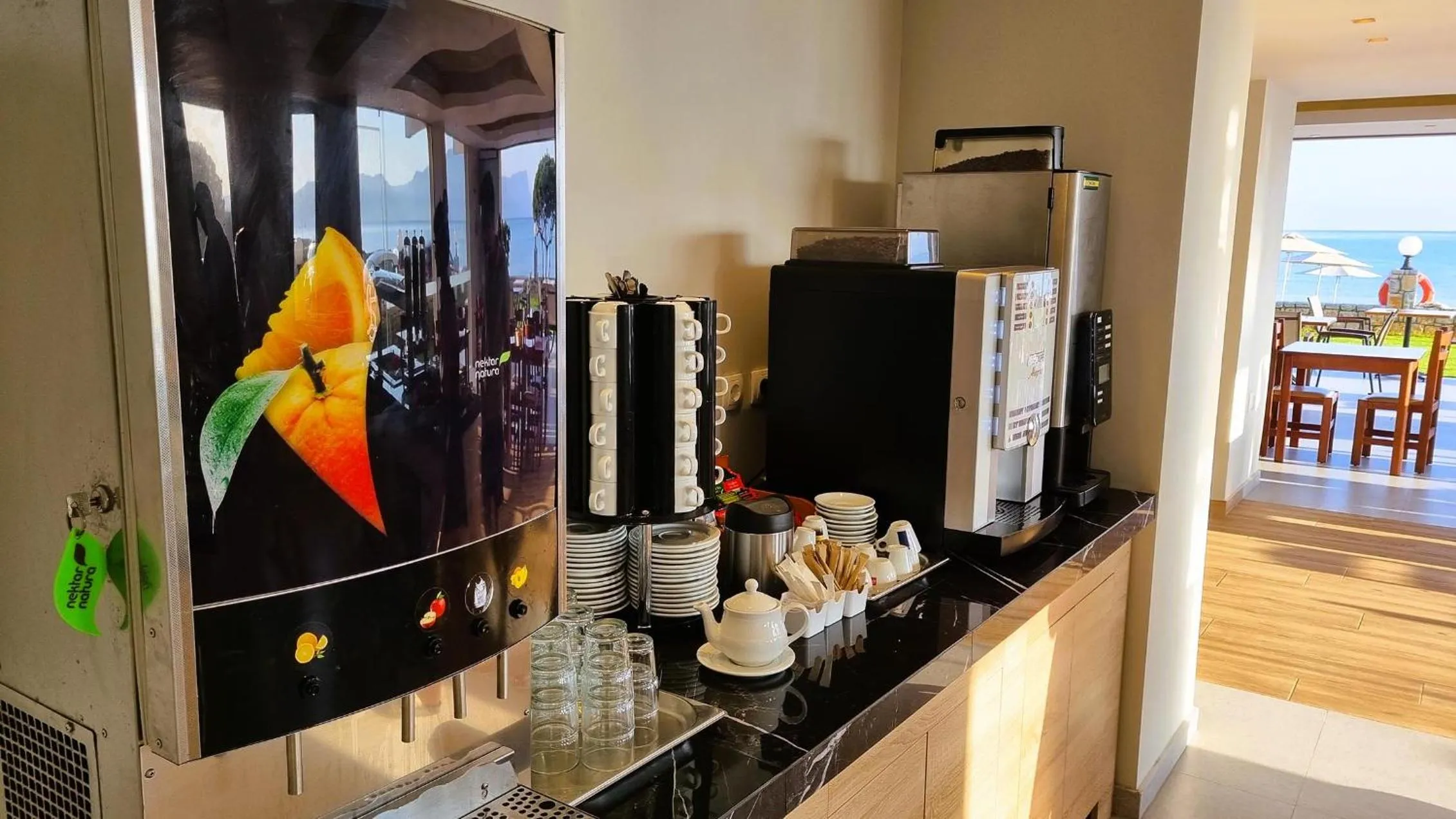 Breakfast in Sunny Bay Hotel