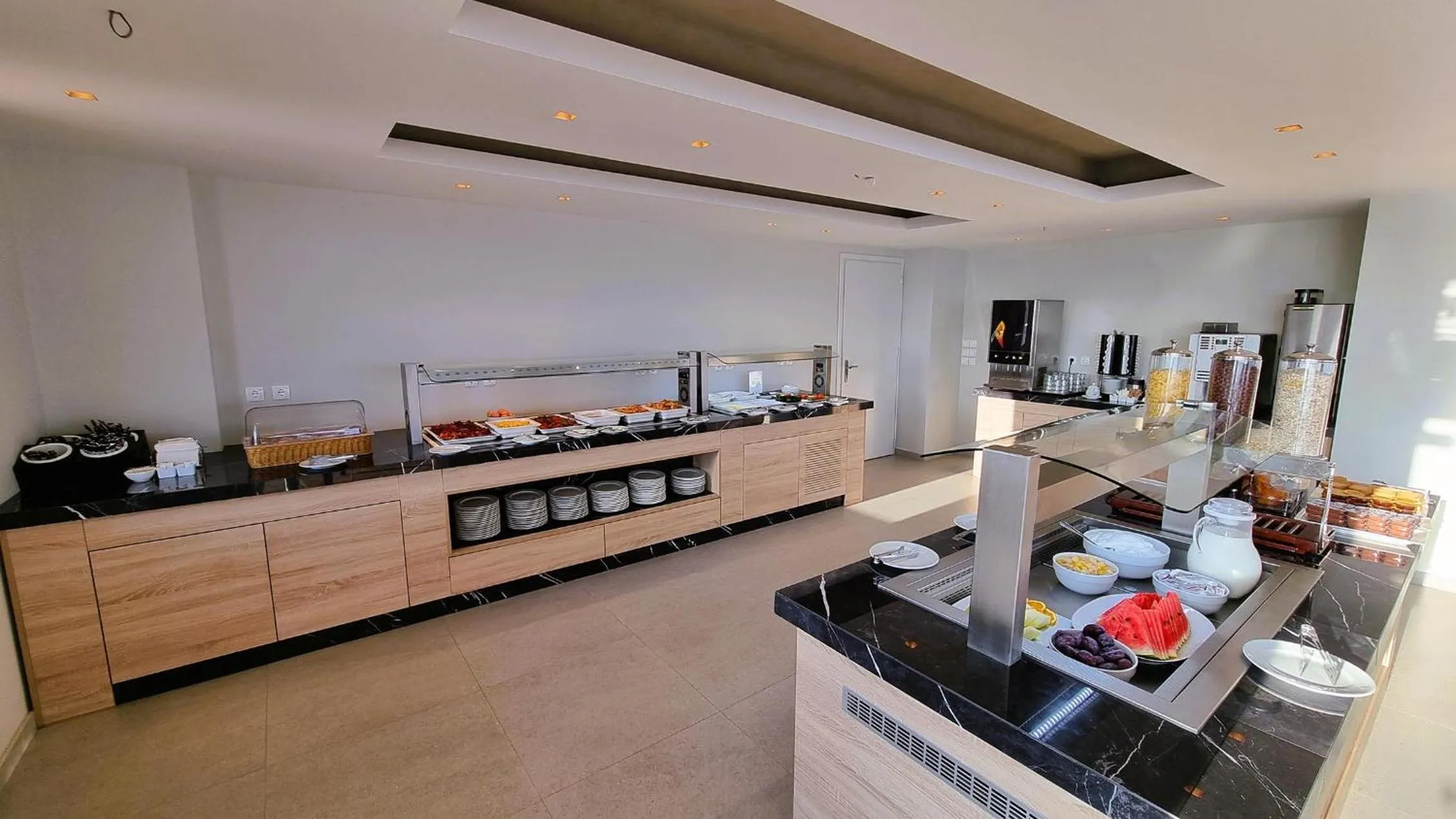 Breakfast in Sunny Bay Hotel