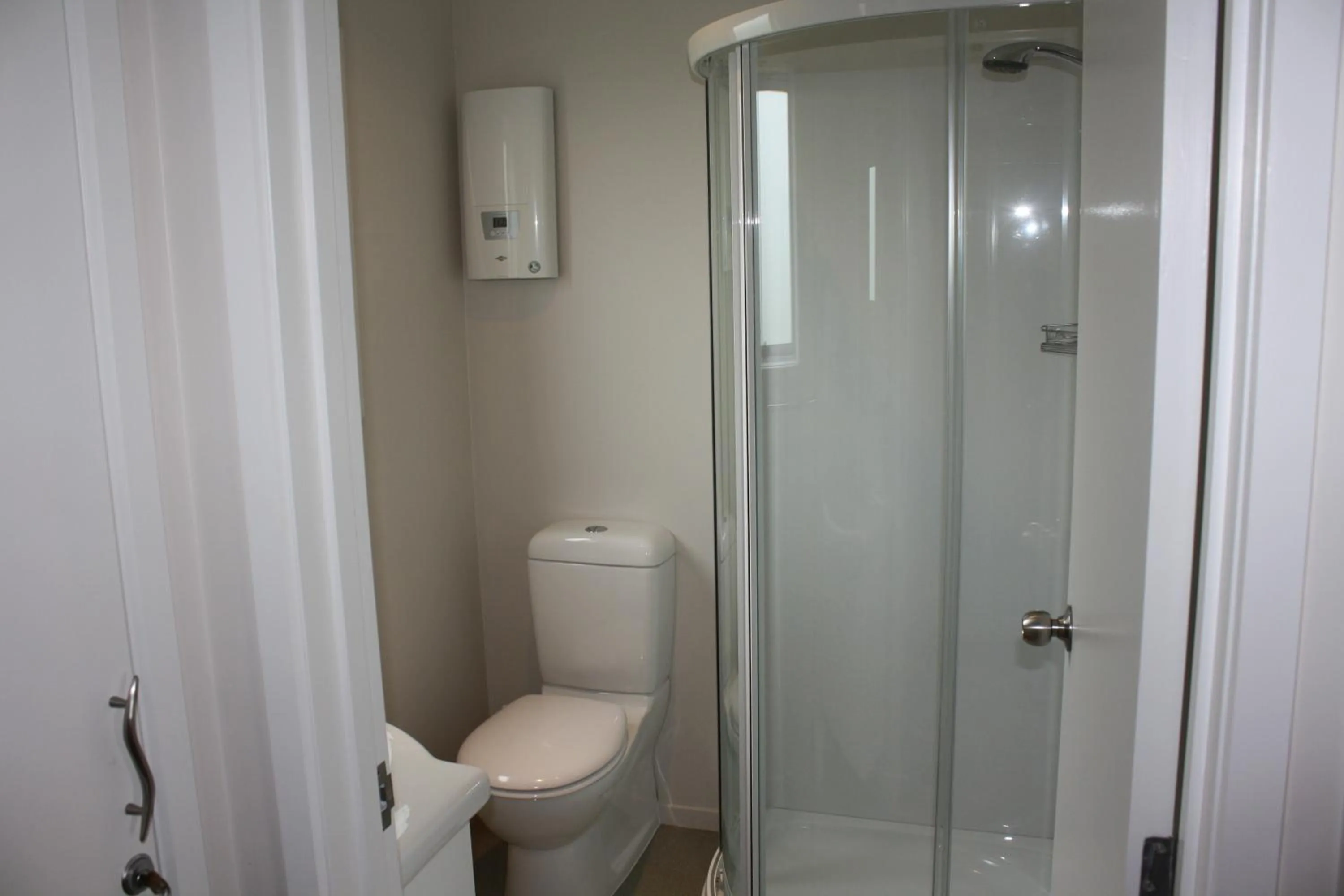 Shower in Jenny's Bed & Breakfast