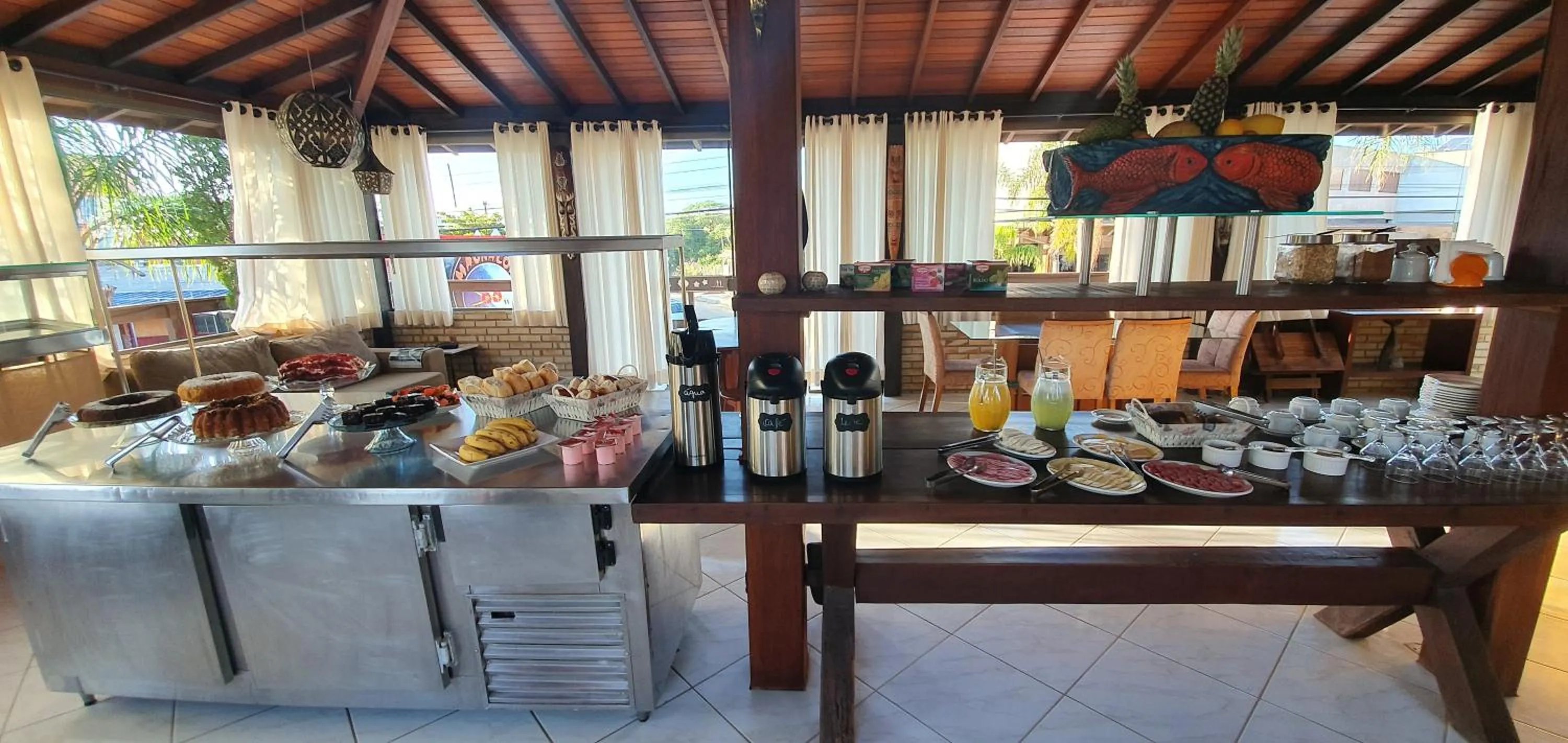 Breakfast in Pousada Maunaloa