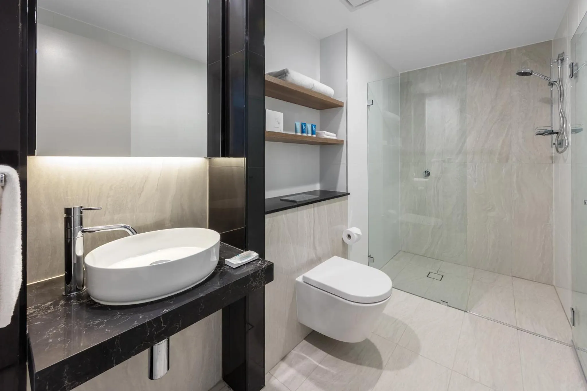 Bathroom in Meriton Suites Sussex Street, Sydney