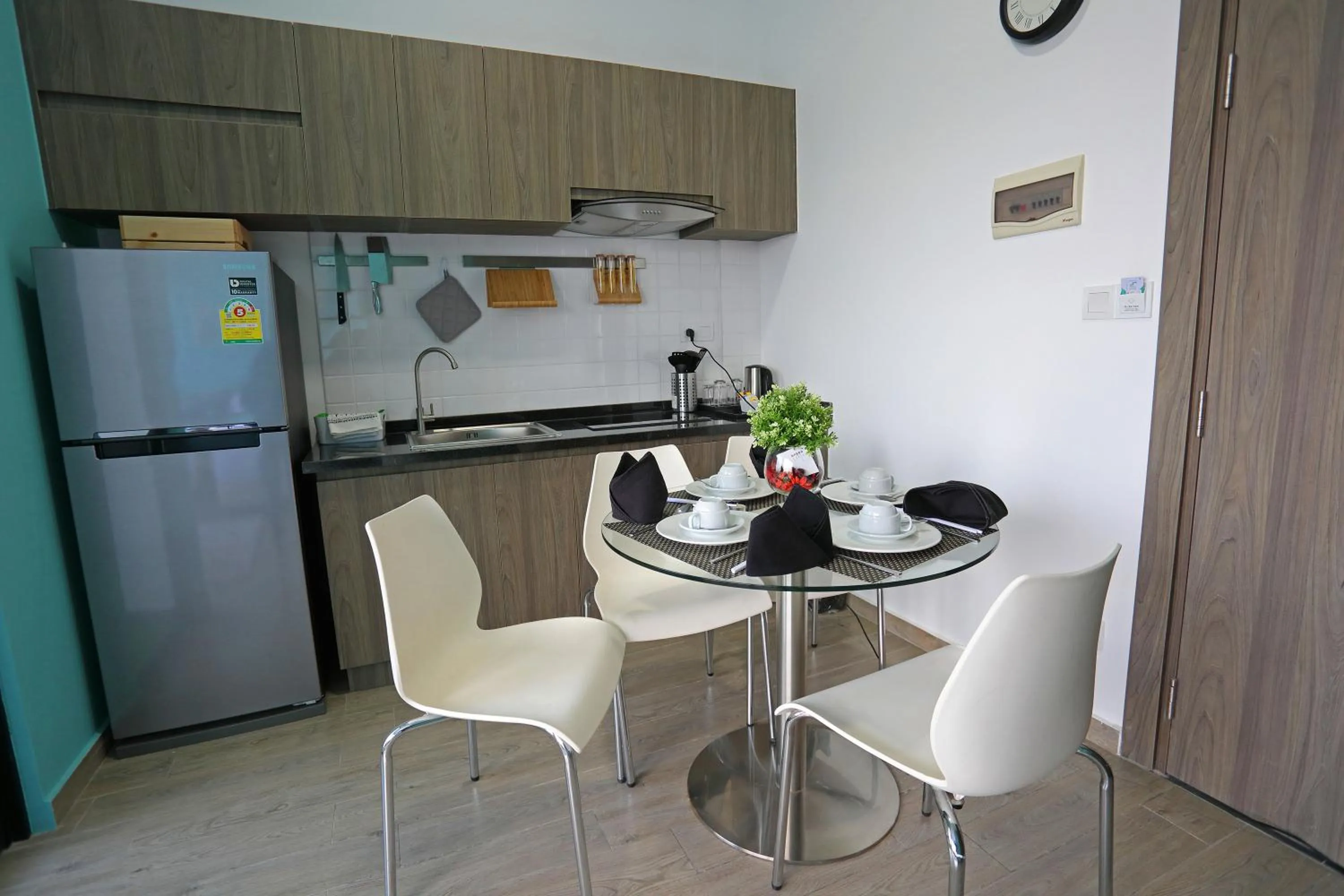 Coffee/tea facilities in Eco Garden Residences