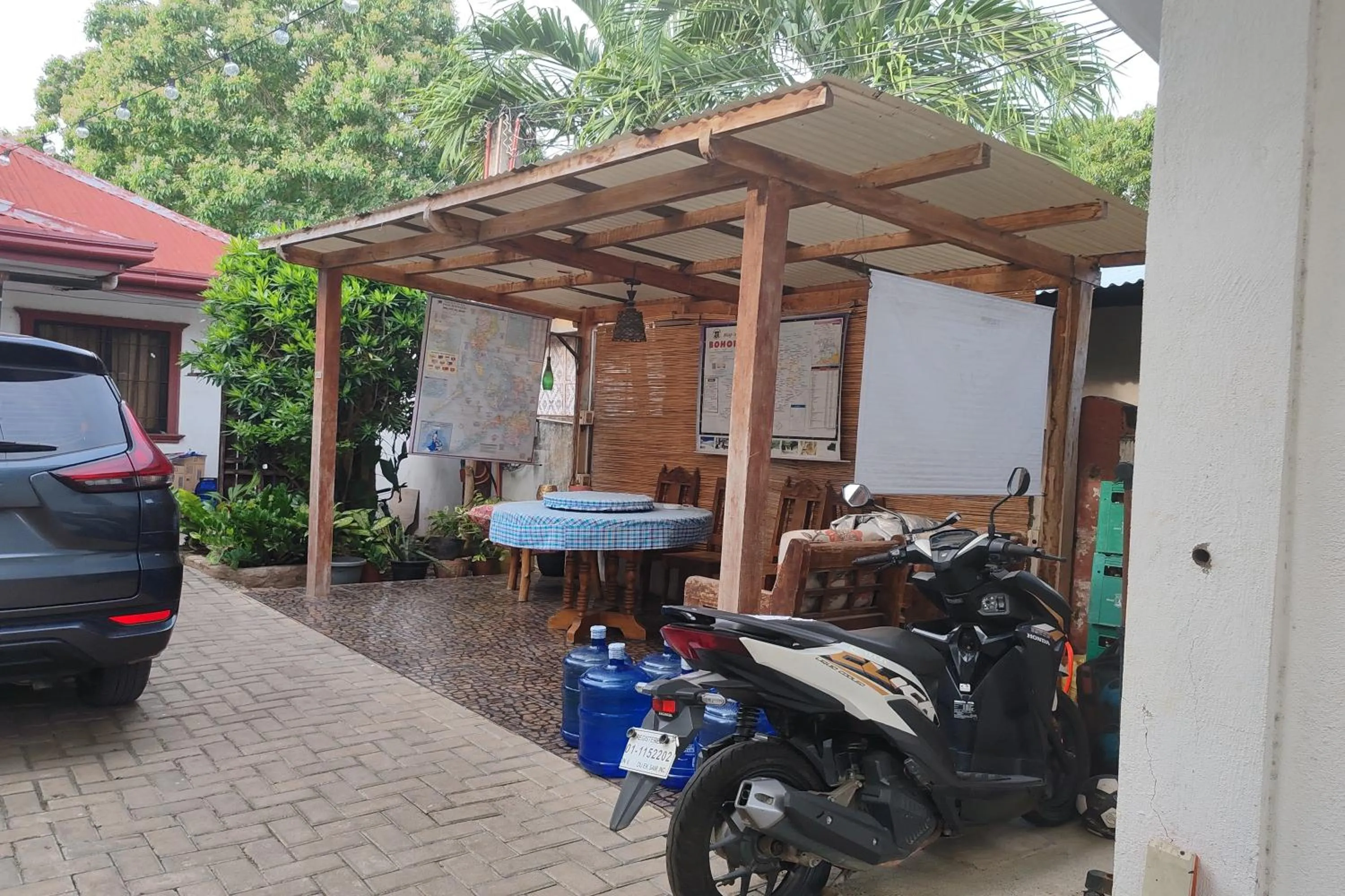 Parking in Intoy's Place Panglao near Beach