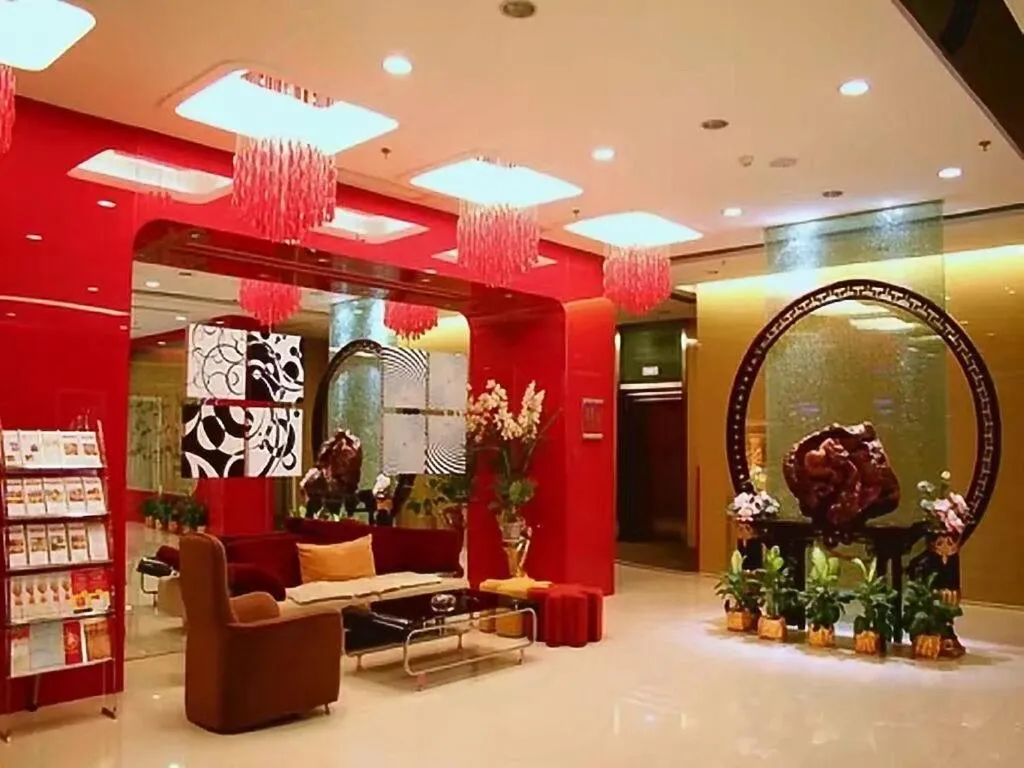 Lobby or reception in Tomolo Hotel Wuzhan Branch