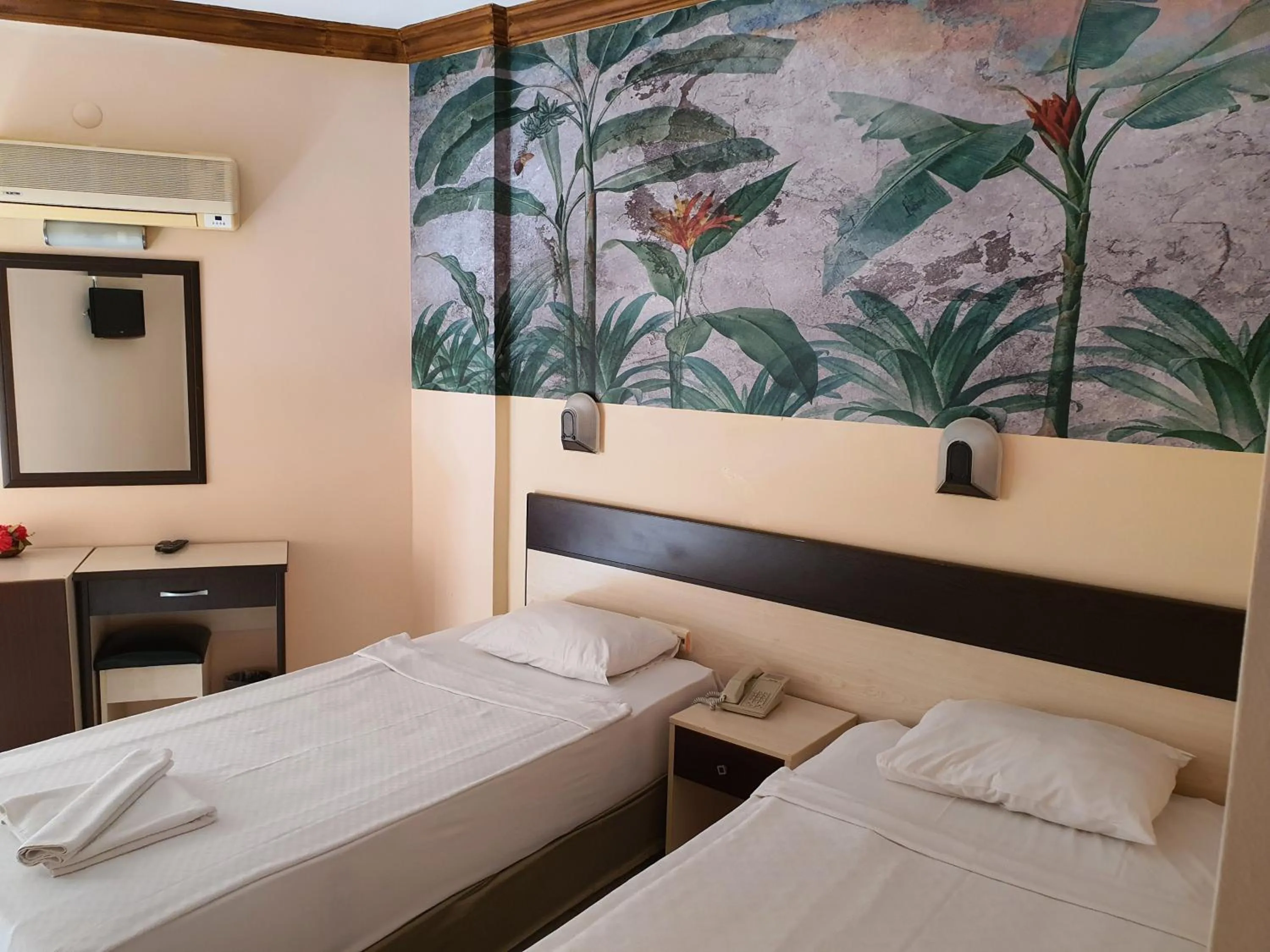 Bed in Kleopatra Ikiz Hotel