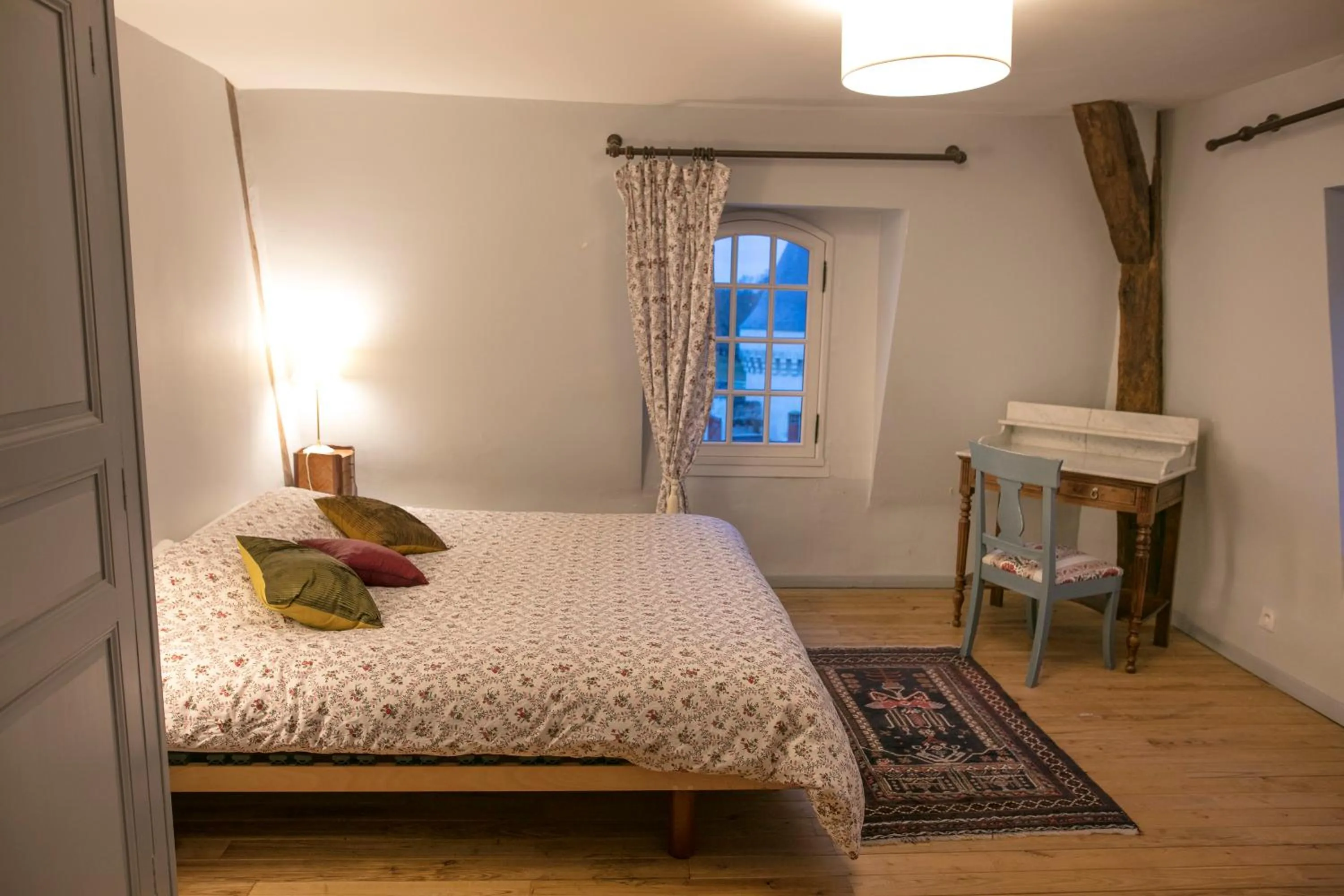 Bed in Chambres d'hôtes au Château de Gizeux
