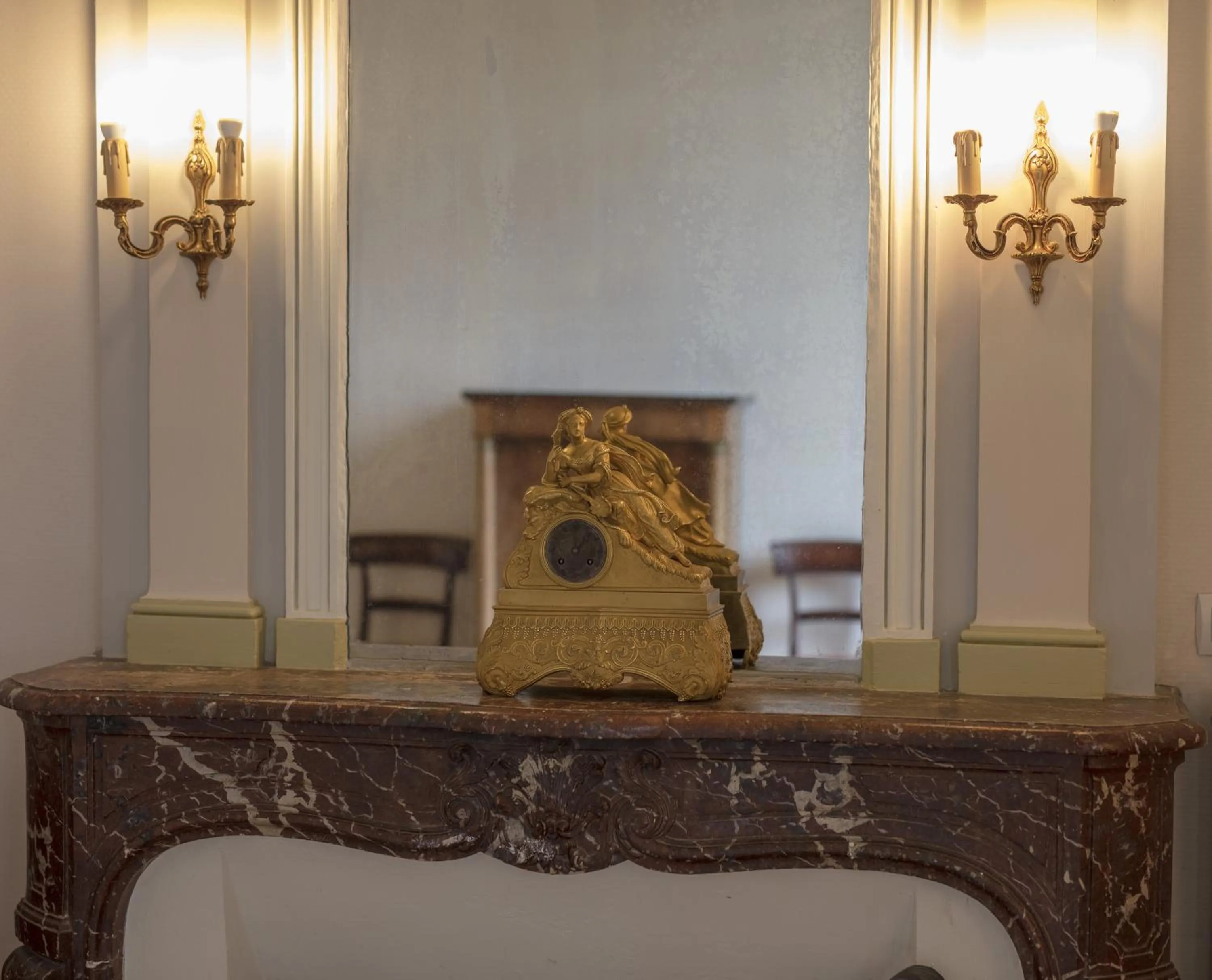 Decorative detail in Chambres d'hôtes au Château de Gizeux