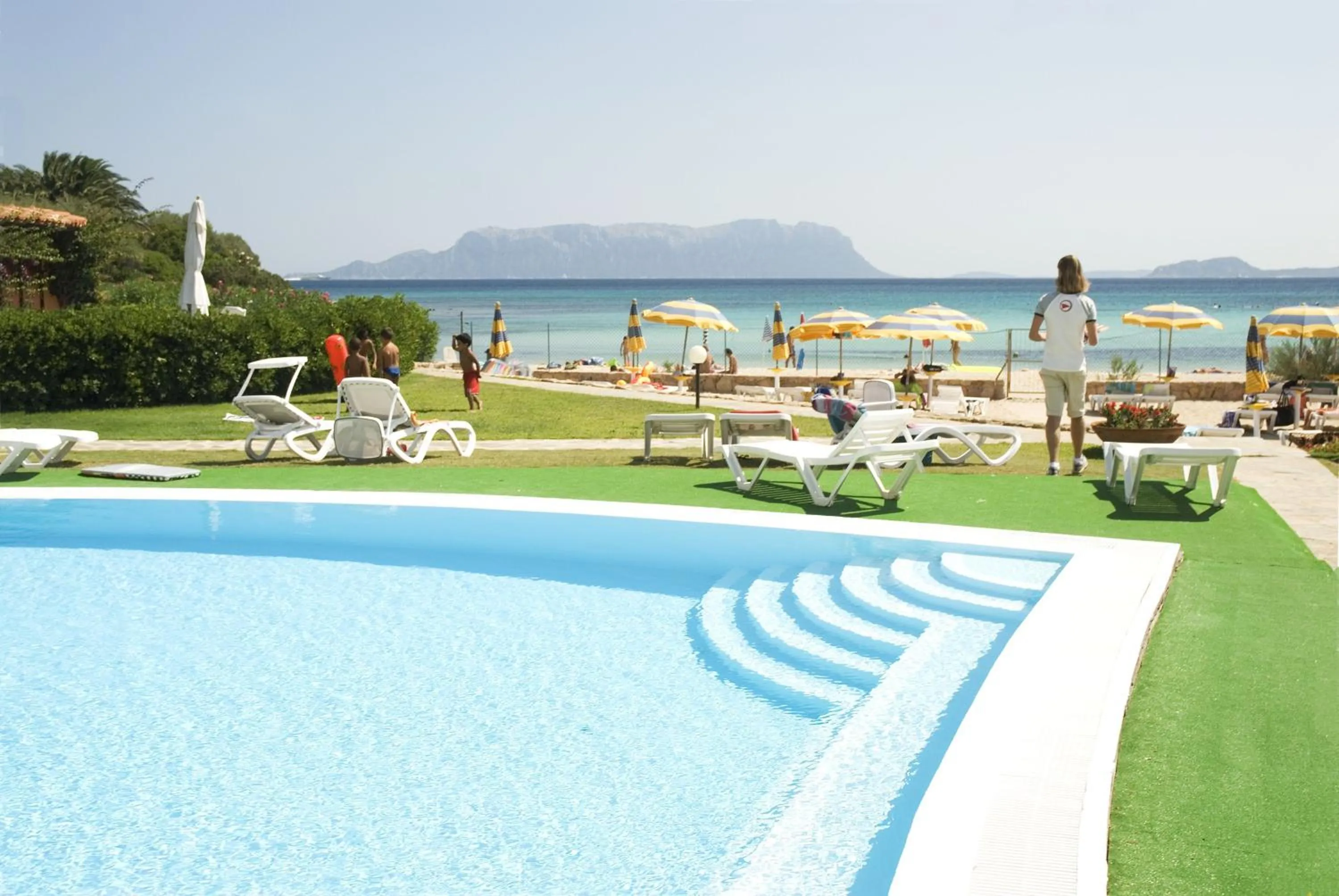 Swimming pool in Hotel Resort & Spa Baia Caddinas