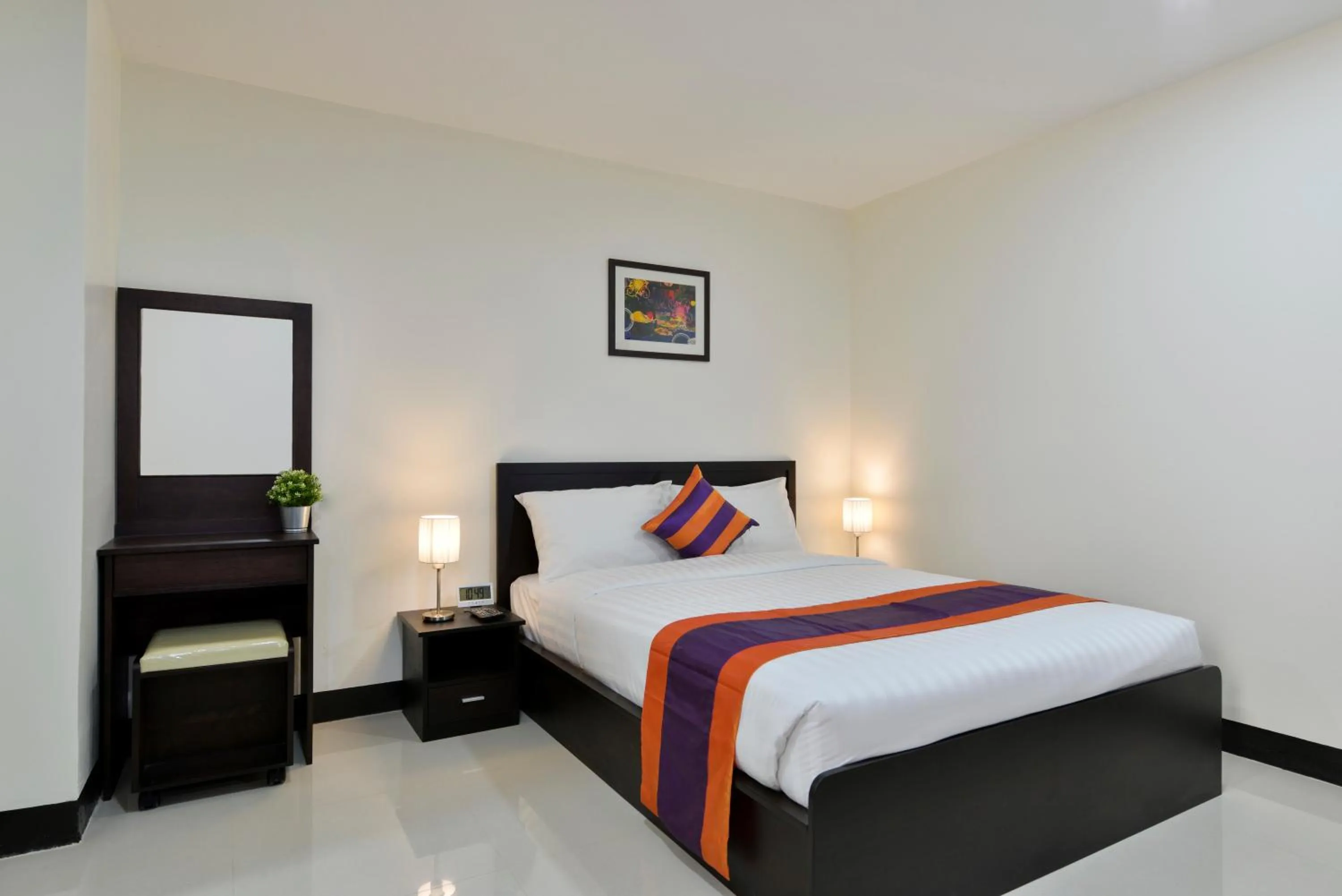 Seating area, Bed in Studio Residence Sukhumvit 71