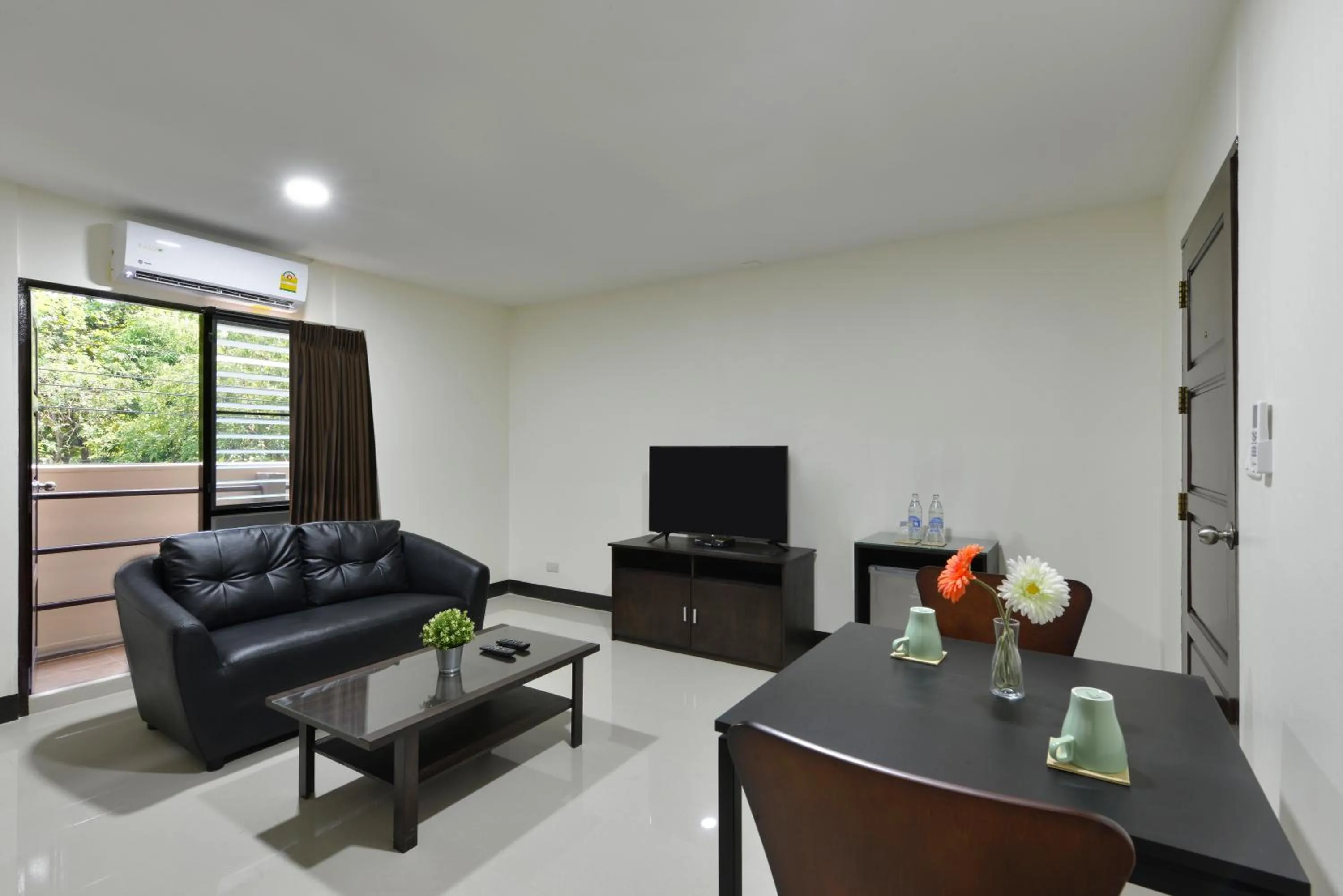 TV and multimedia in Studio Residence Sukhumvit 71