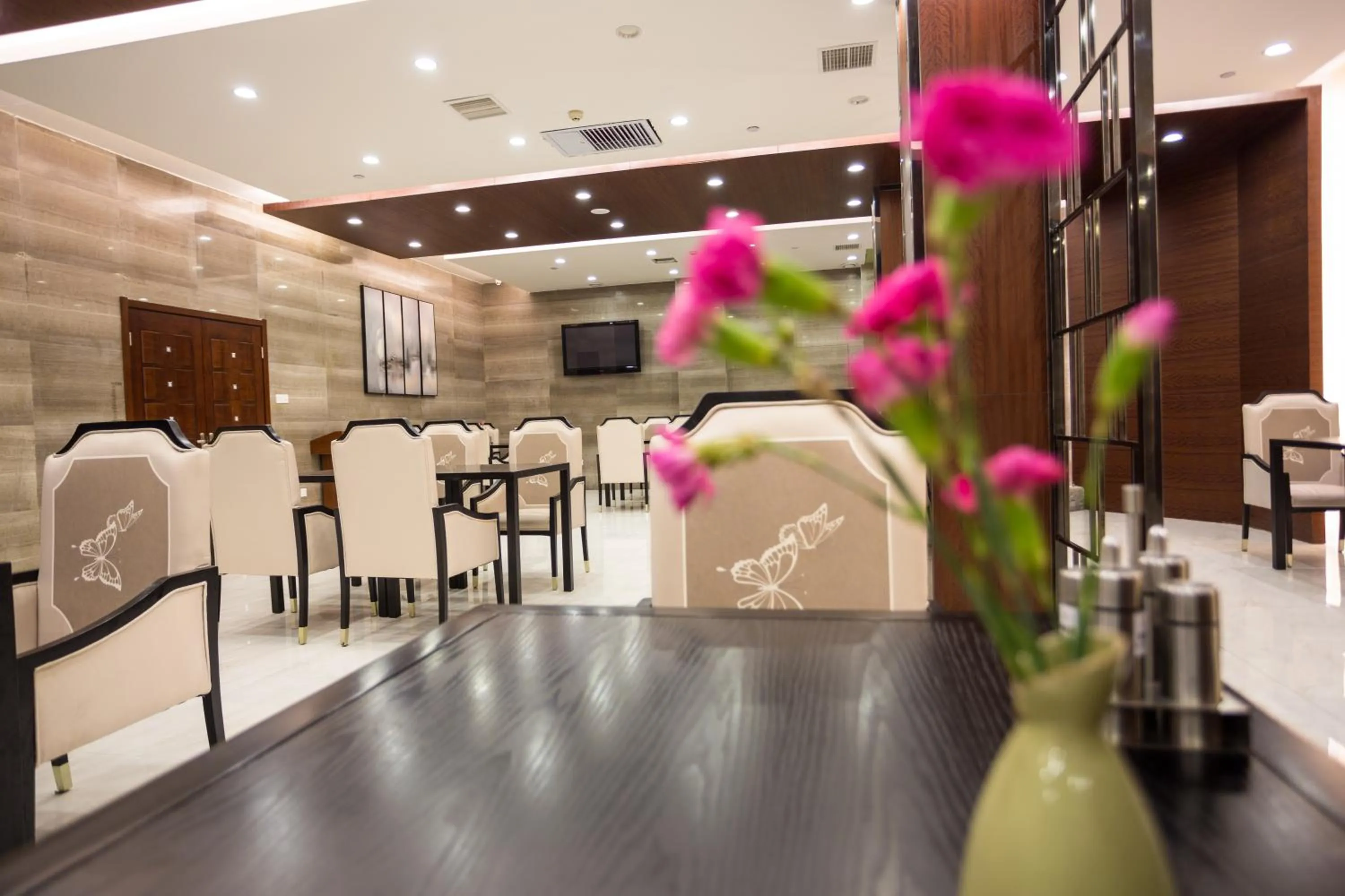 Restaurant/places to eat in Metropolo Jinjiang Xuzhou Railway Station Suning Plaza Chudu