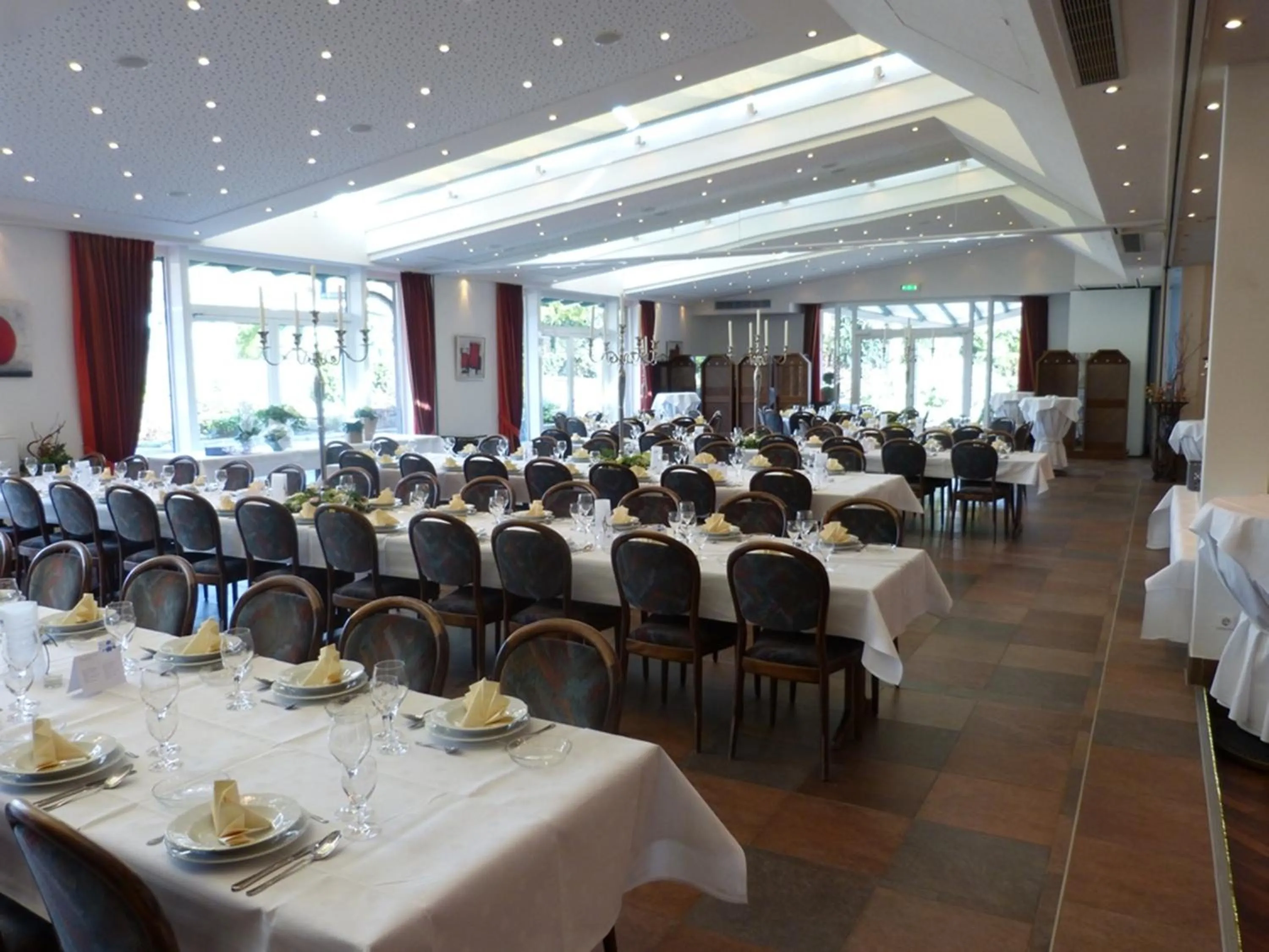 Banquet/Function facilities in Hotel Evering