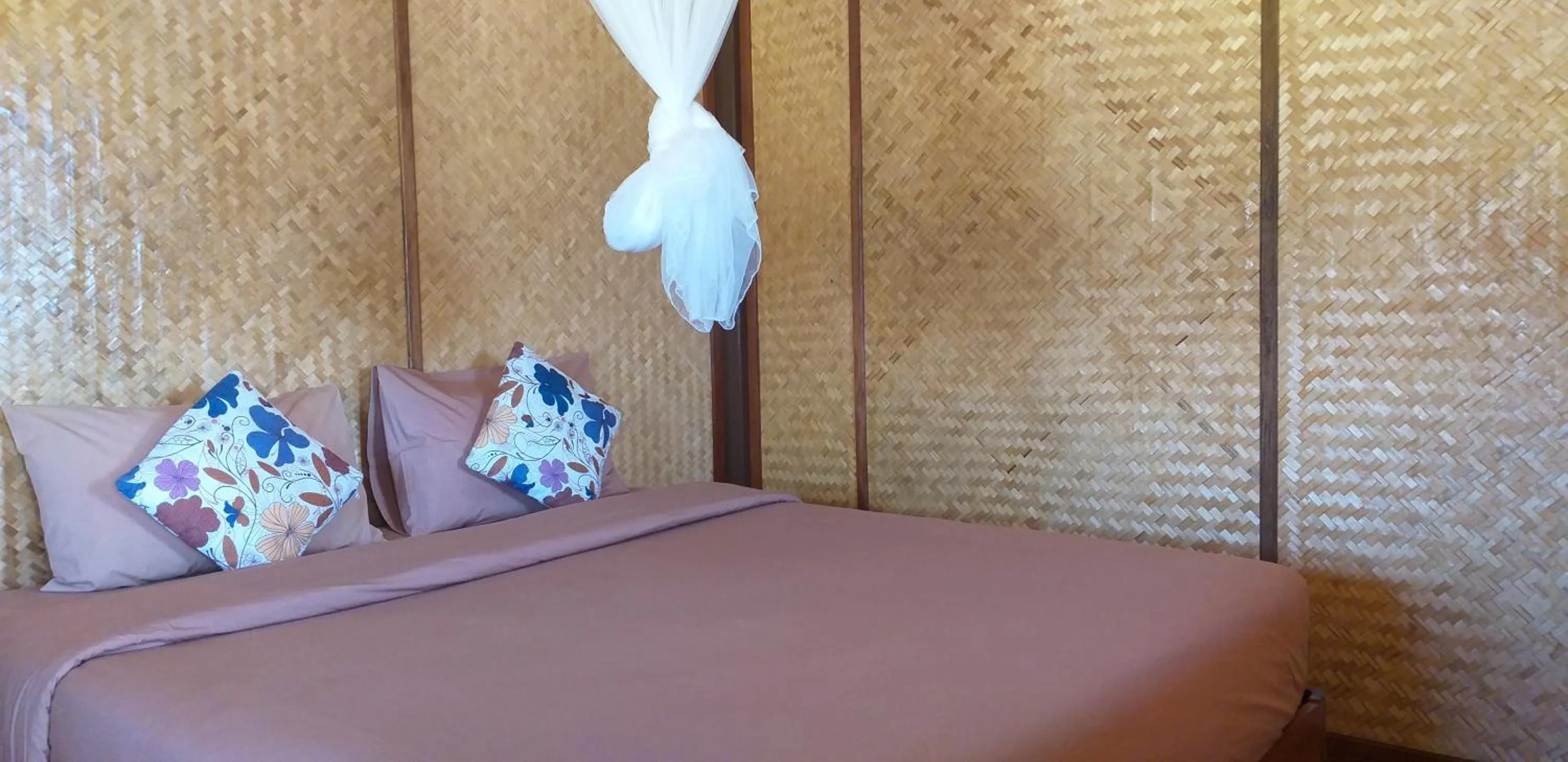 Bed in Pai Smilehouse