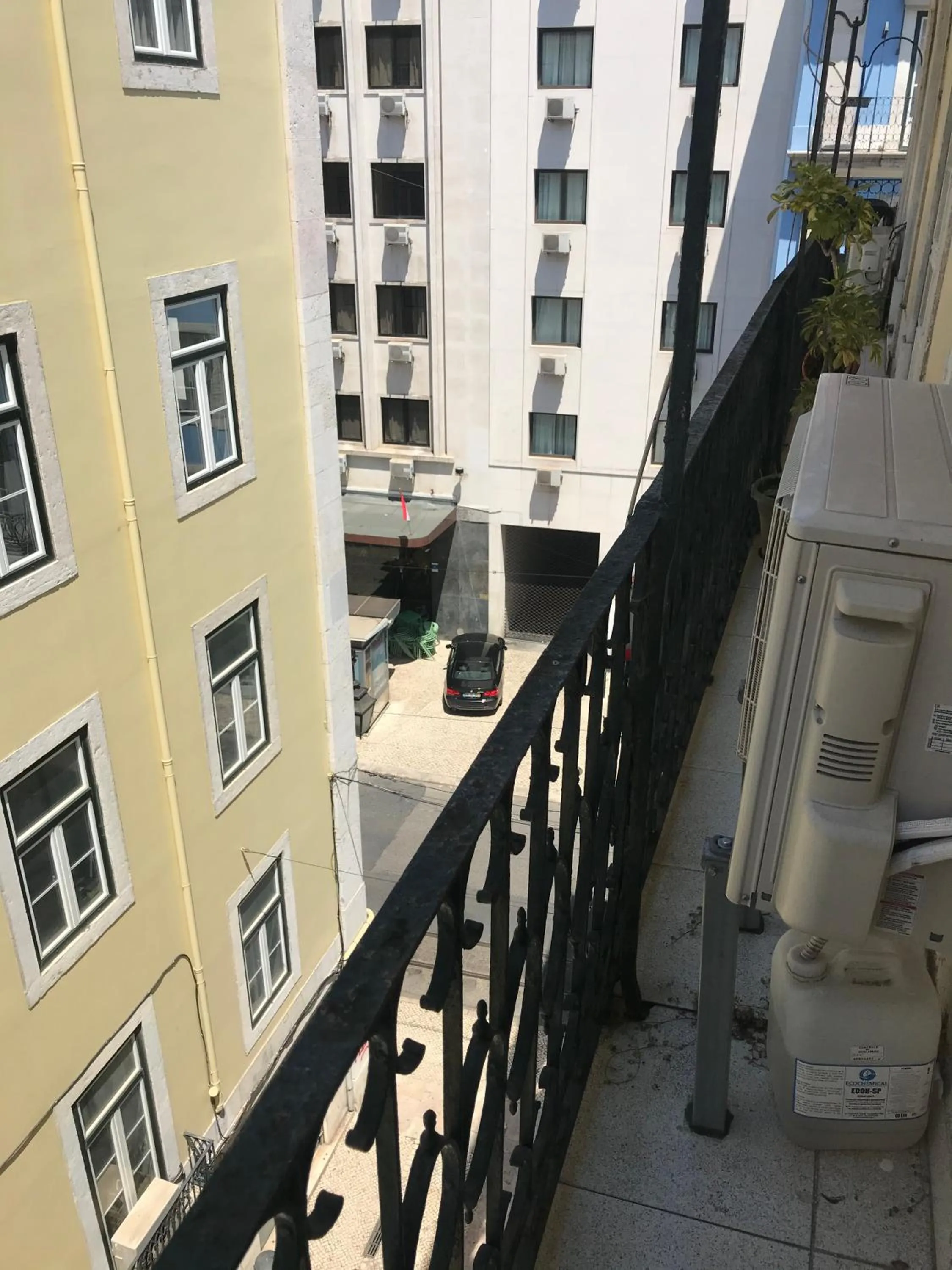 Balcony/Terrace in Pensao Praca Da Figueira