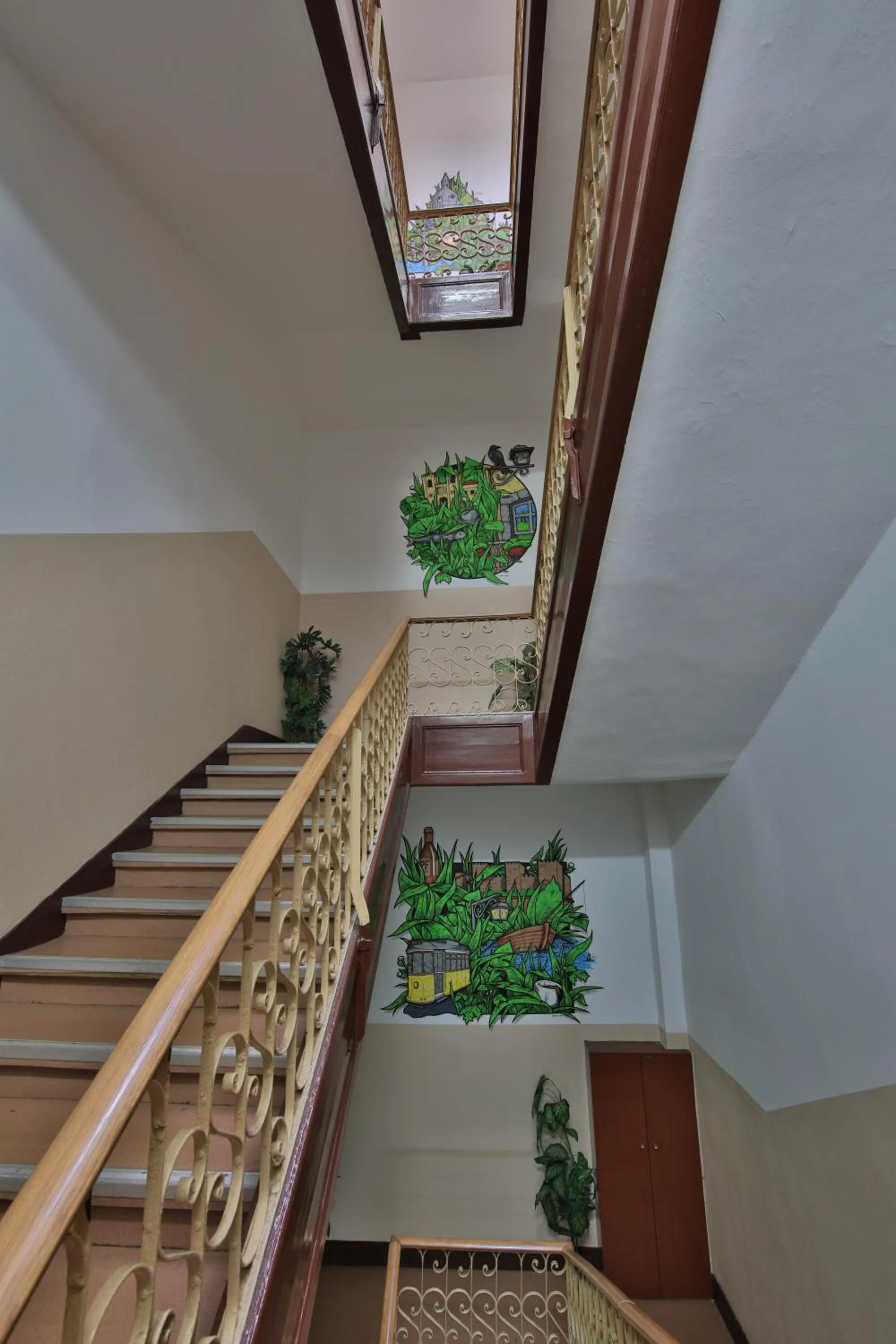 Decorative detail in Pensao Praca Da Figueira